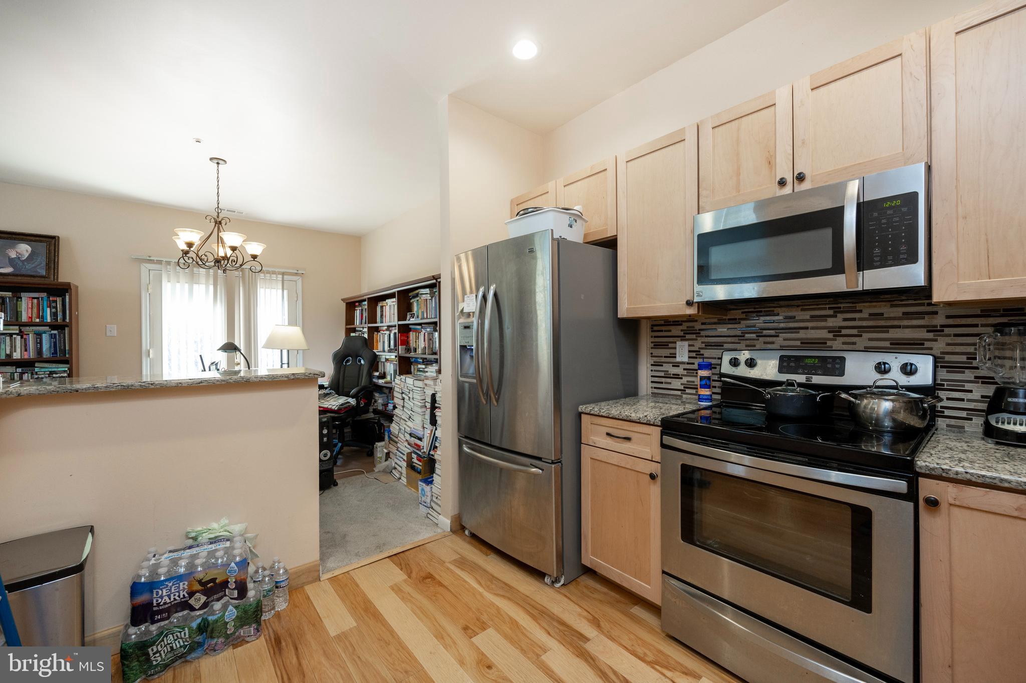 1605 Naomis Ct #1605