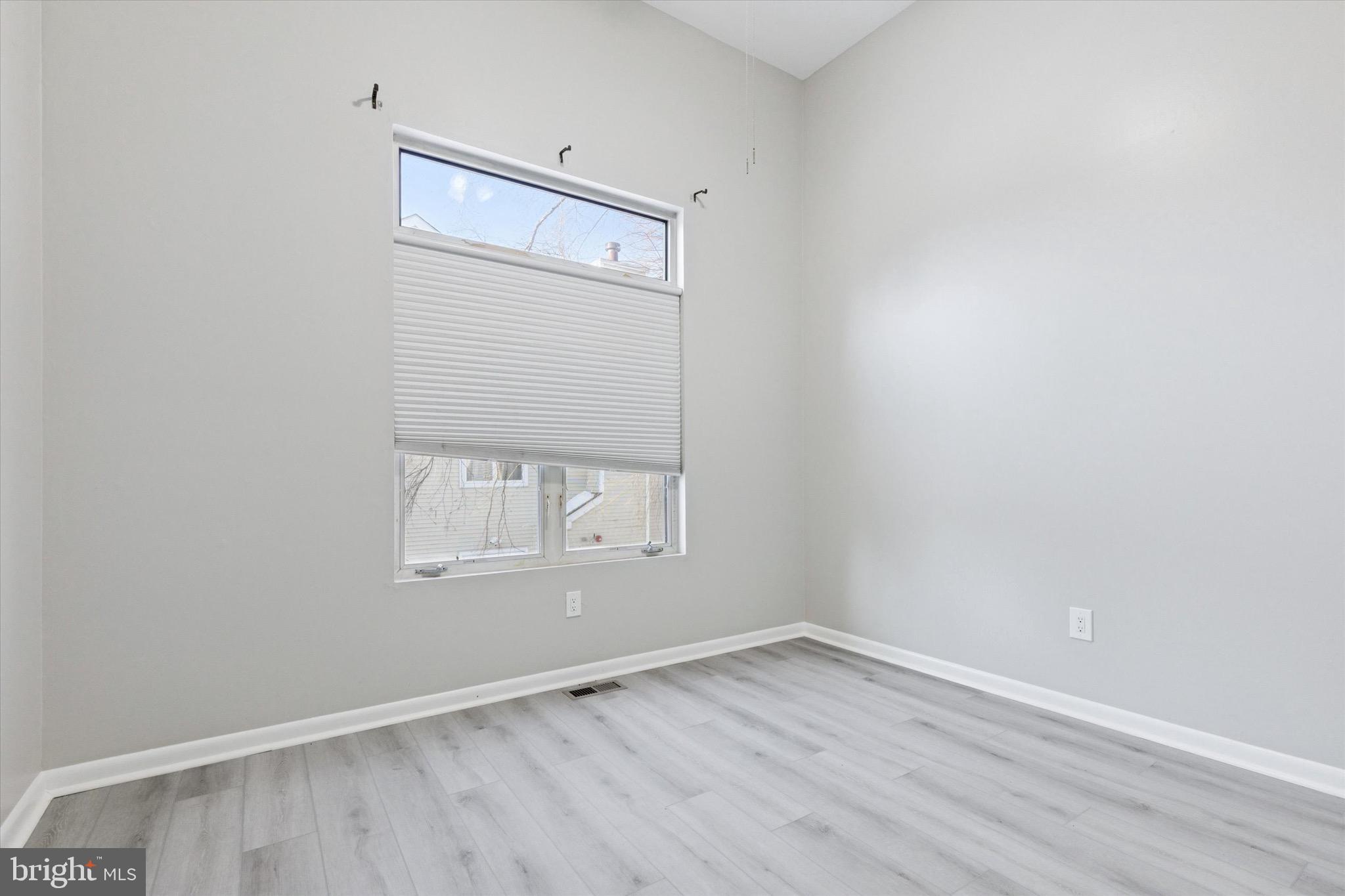 1605 NAOMIS COURT 1605