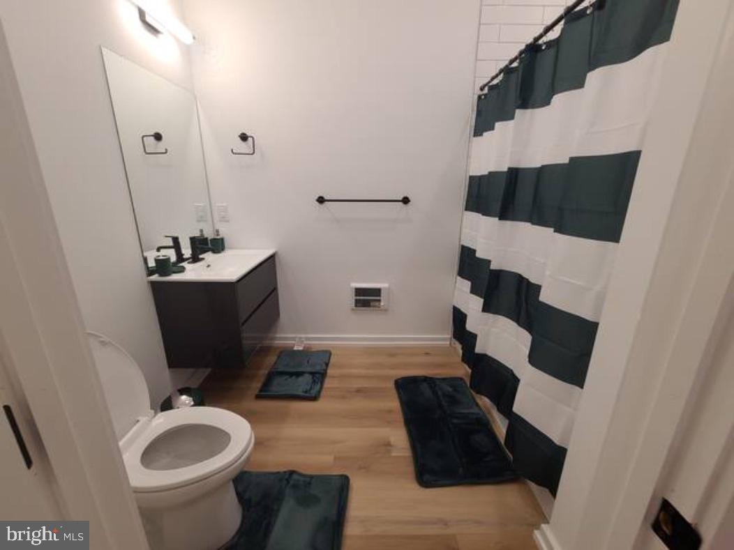 1327 N MARSTON STREET Unit: 101