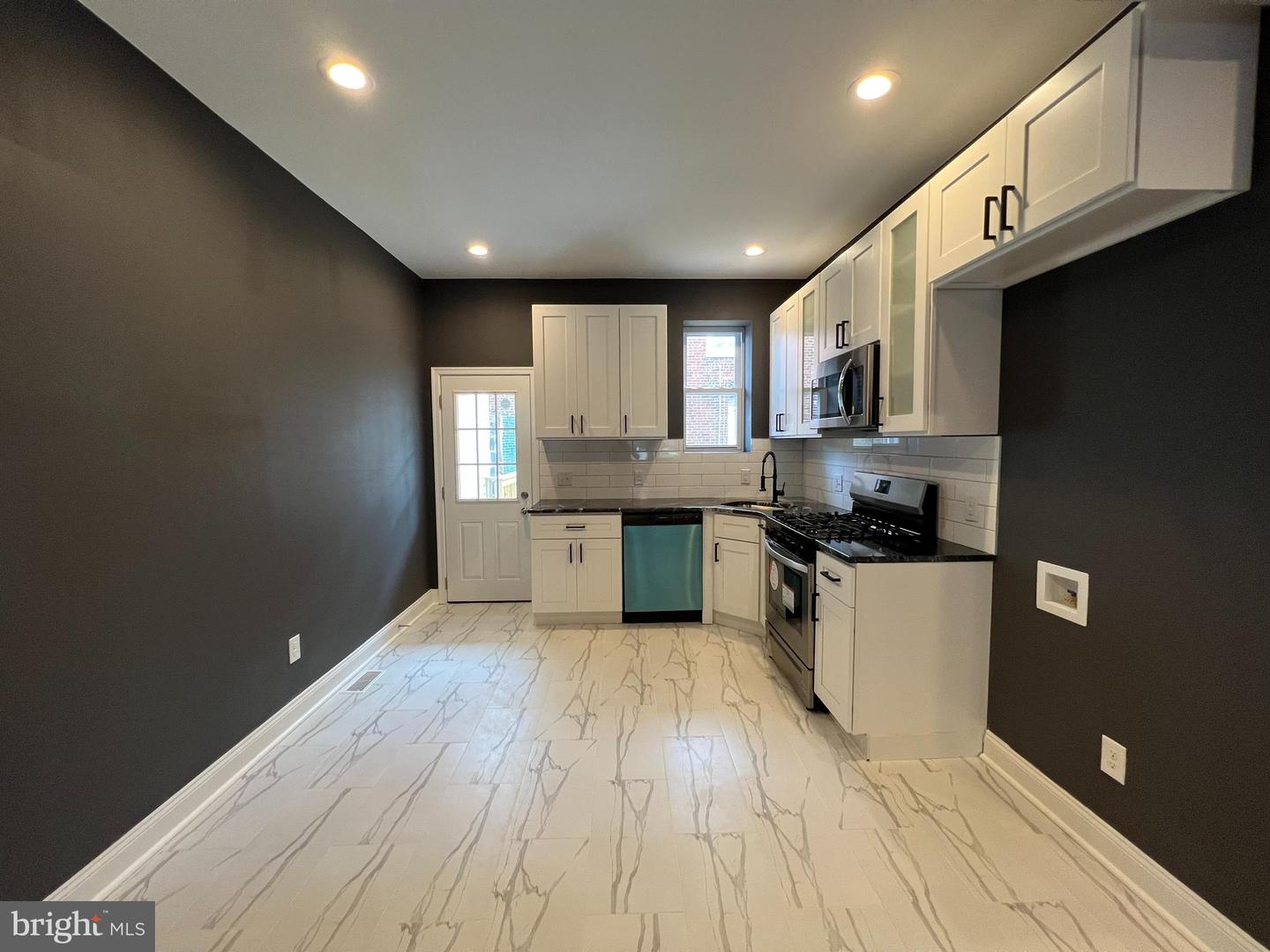 837 S 57TH STREET