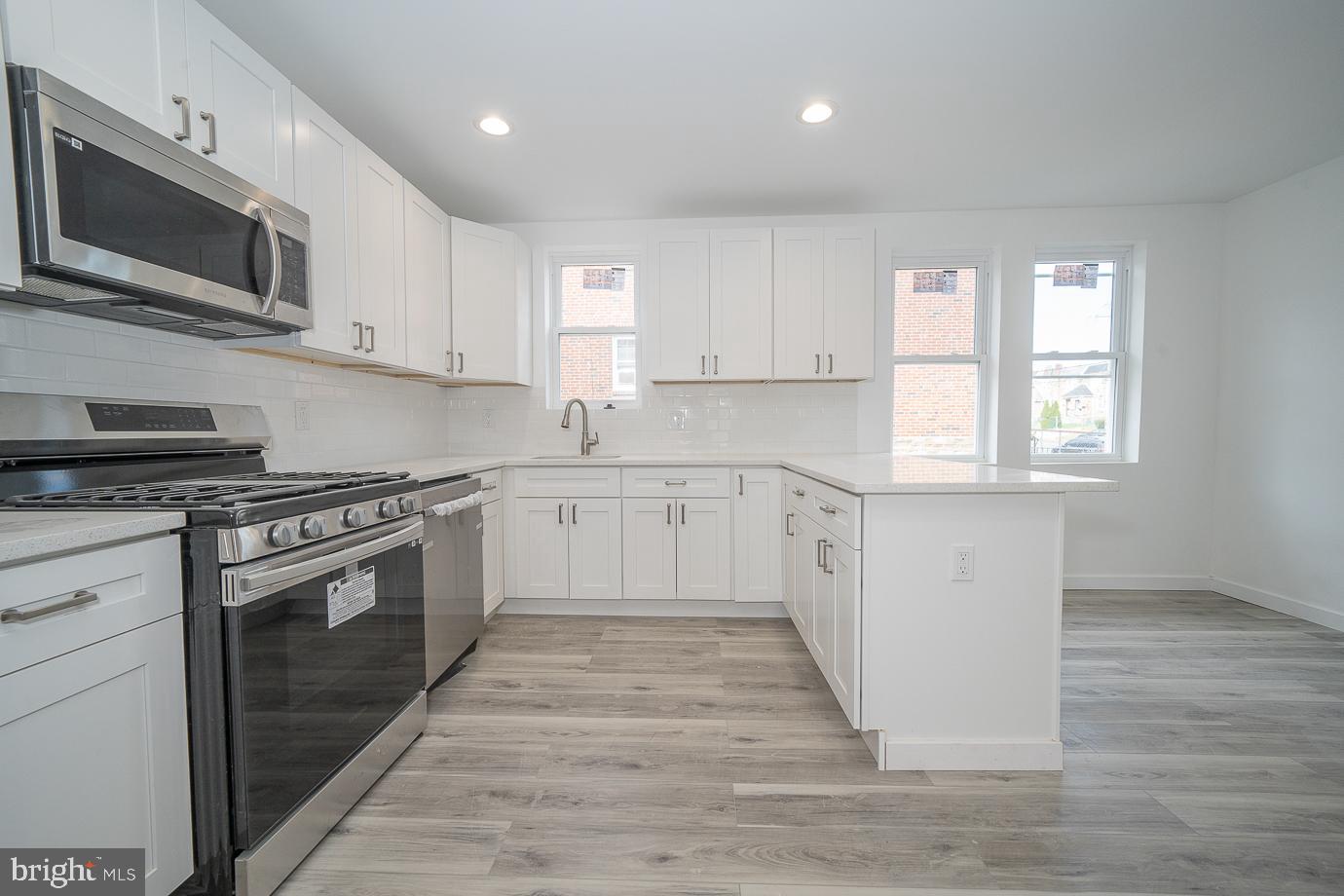 6338 LARGE STREET