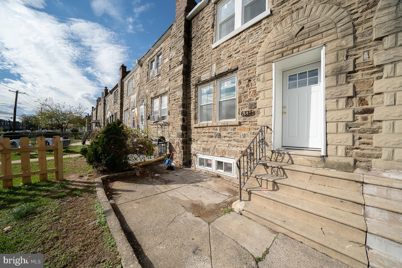 6338 LARGE STREET