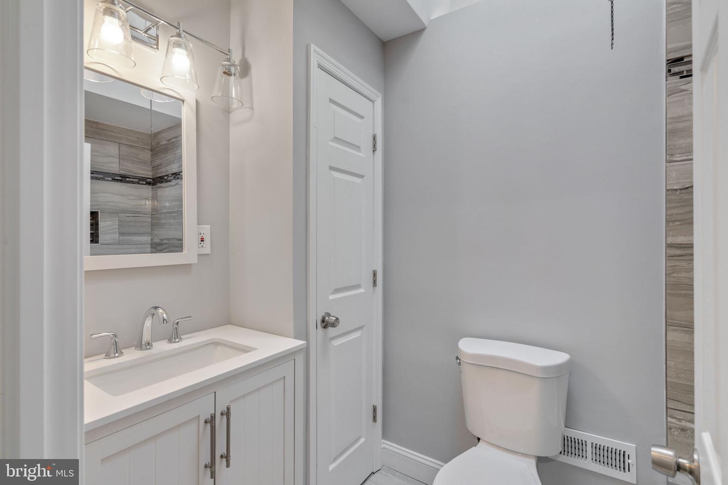 7208 LIMEKILN PIKE
