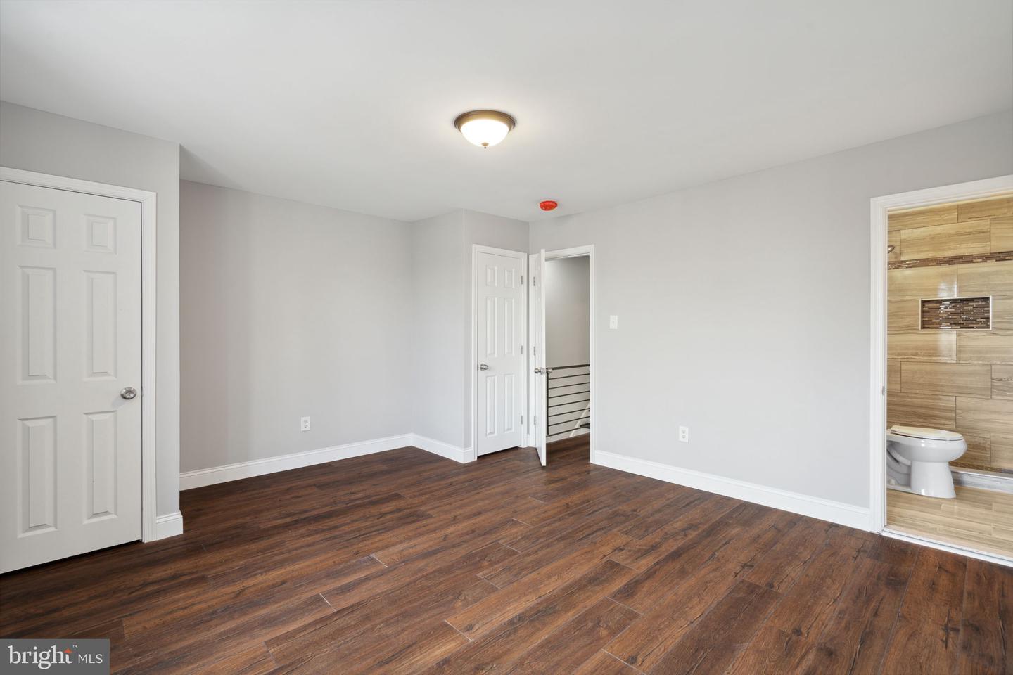 7208 LIMEKILN PIKE