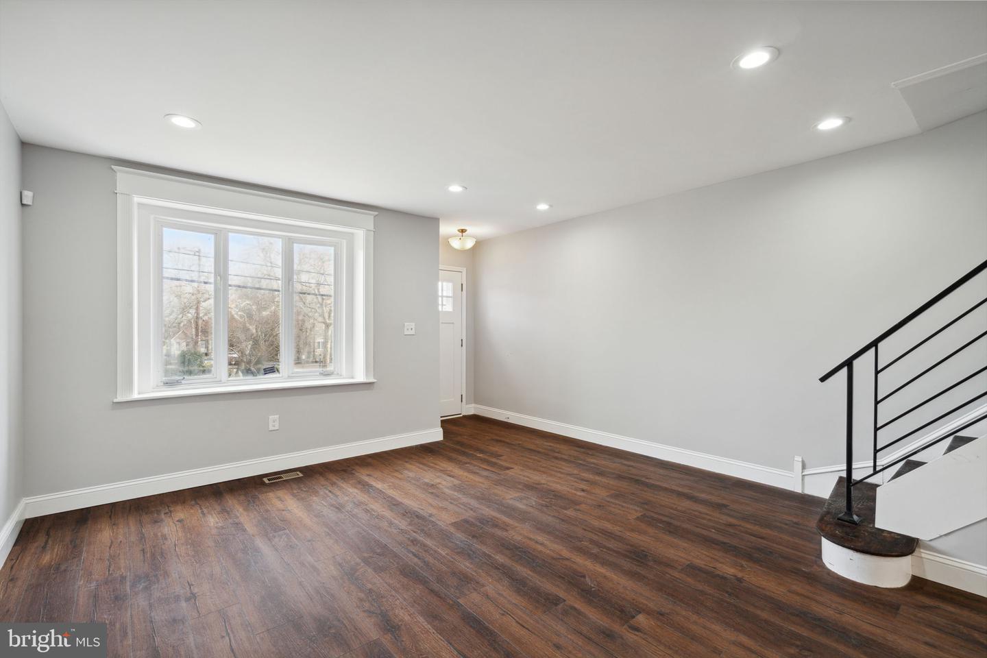 7208 LIMEKILN PIKE