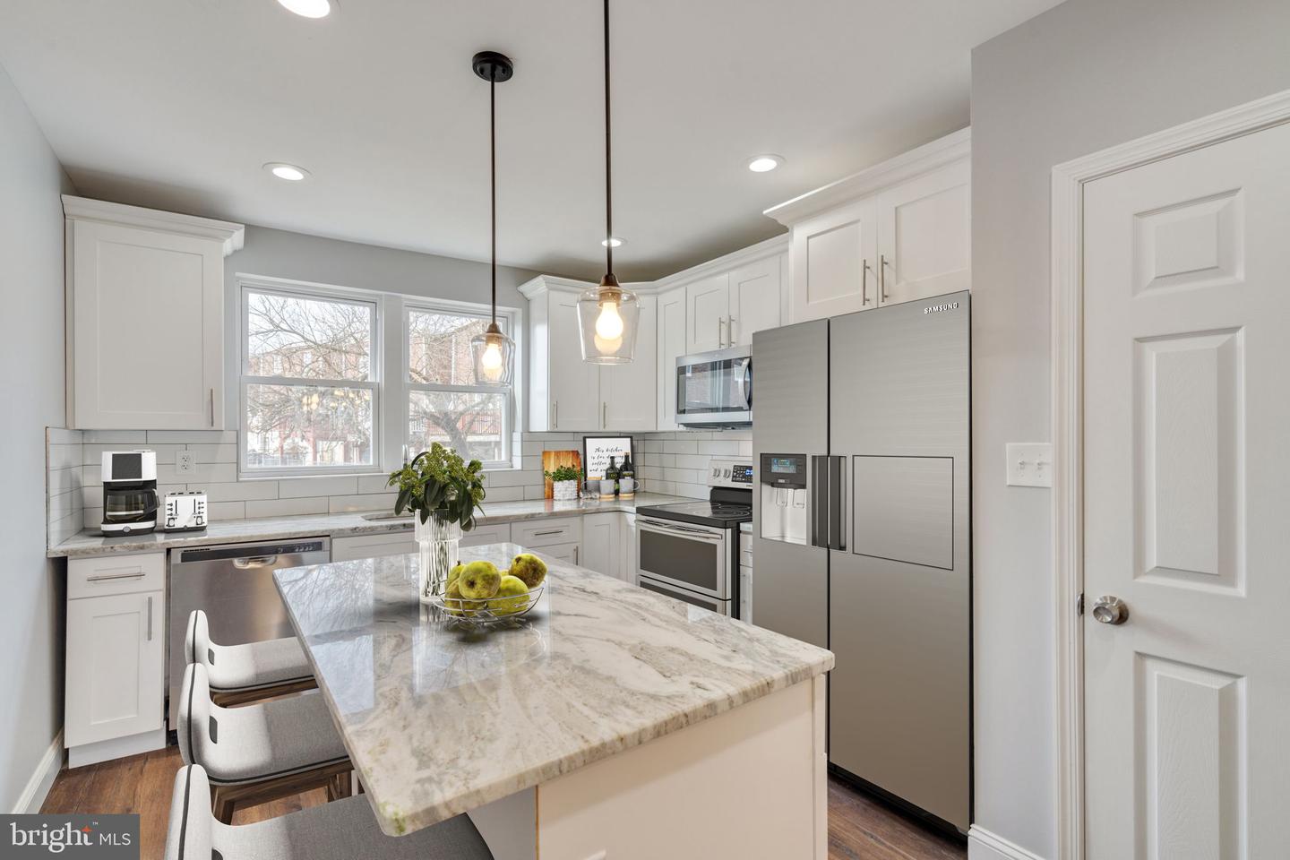 7208 LIMEKILN PIKE