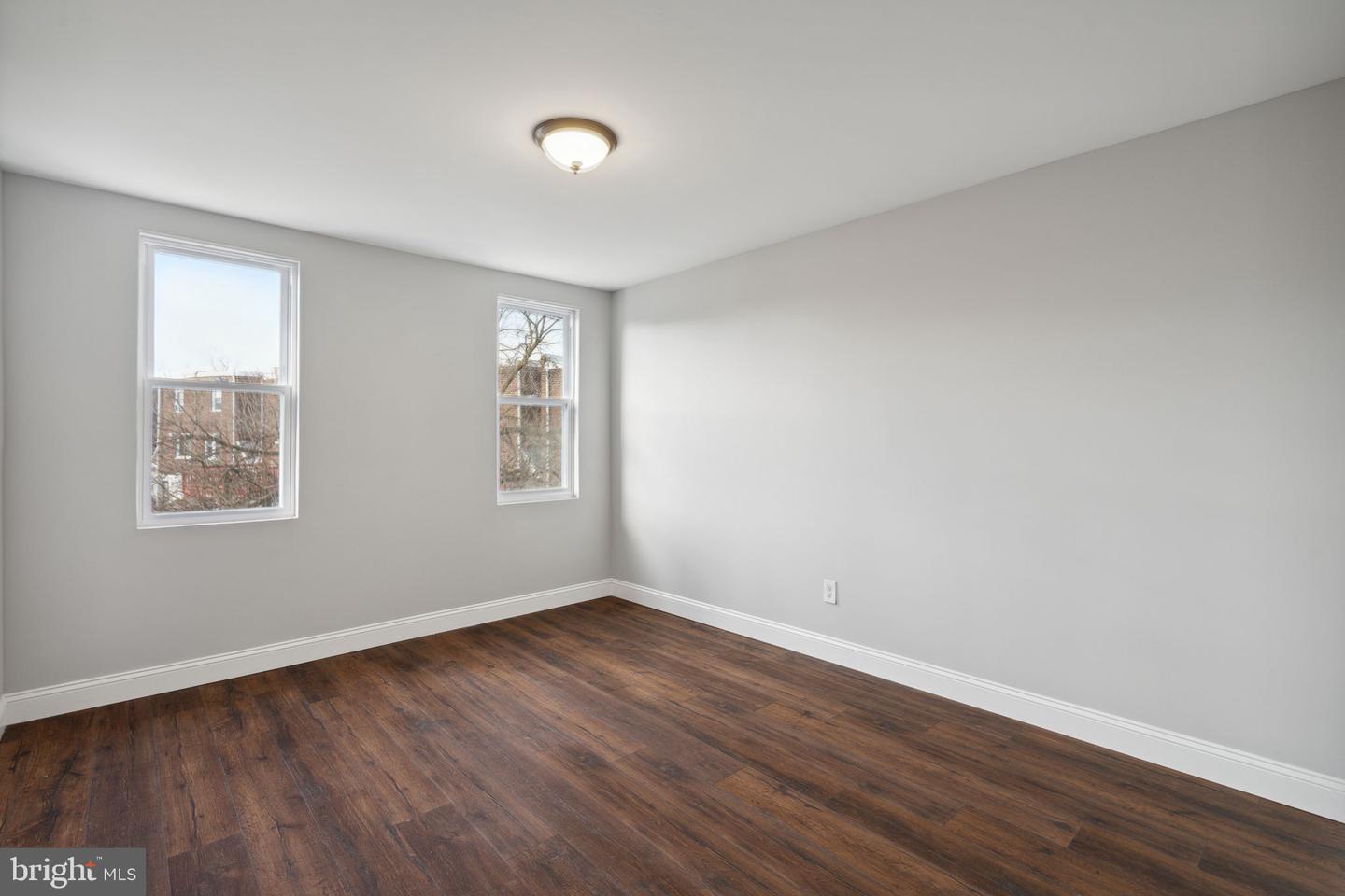 7208 LIMEKILN PIKE