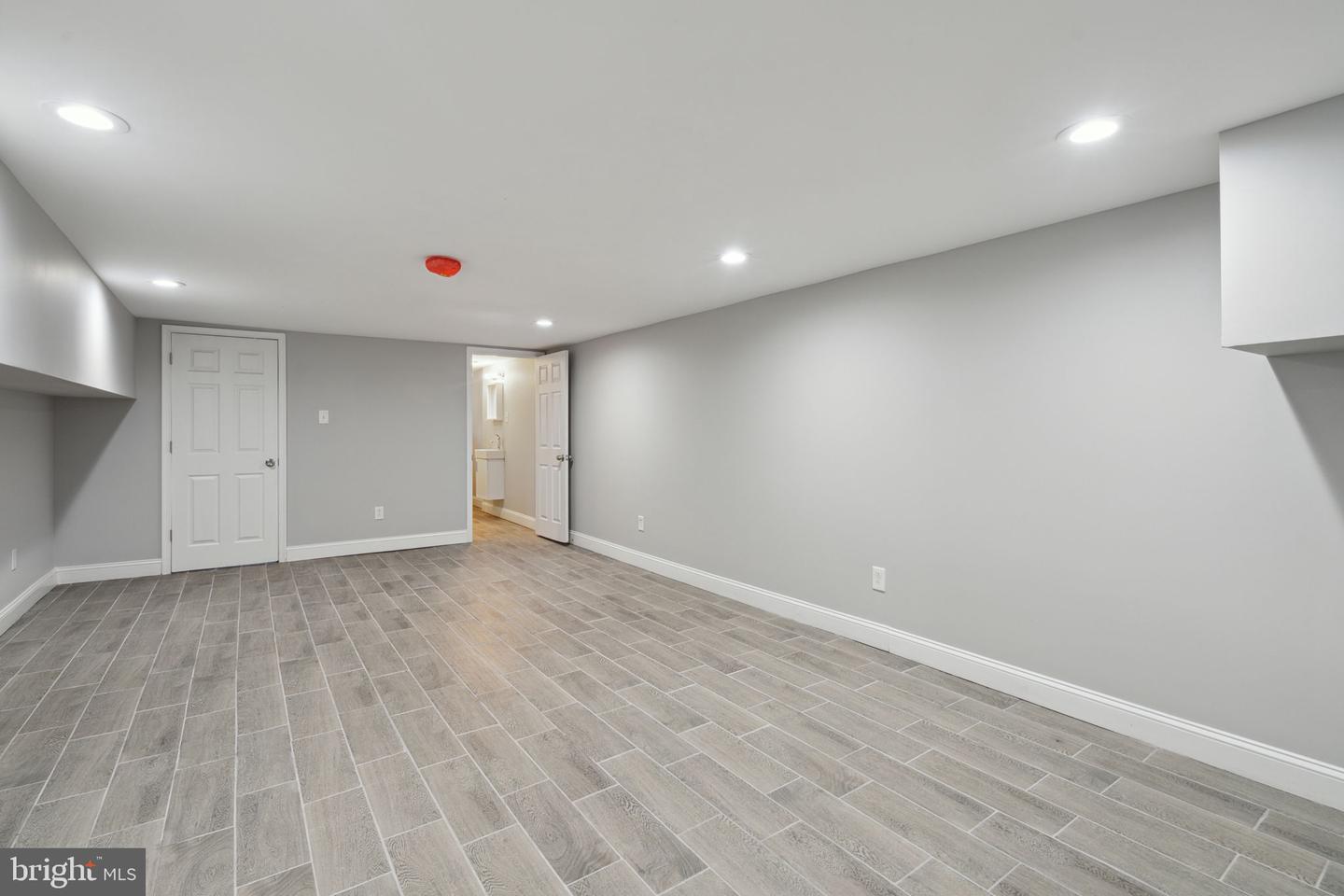 7208 LIMEKILN PIKE