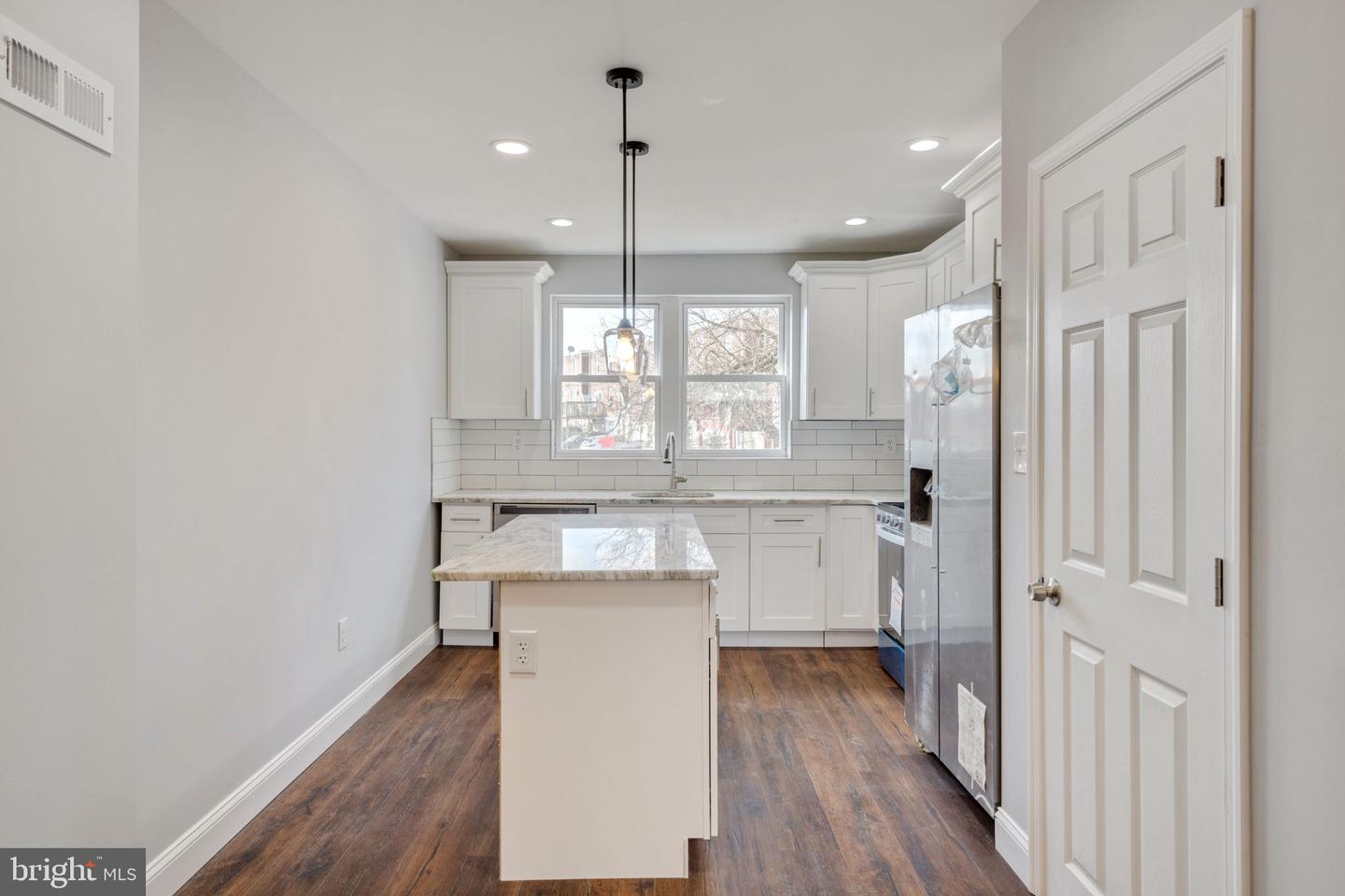 7208 LIMEKILN PIKE