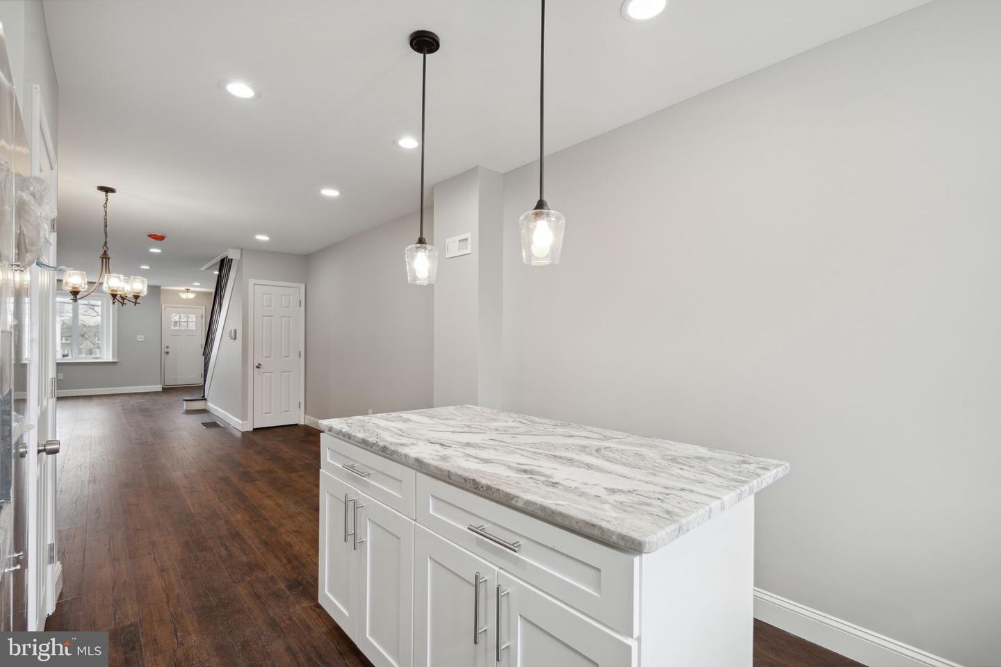 7208 LIMEKILN PIKE