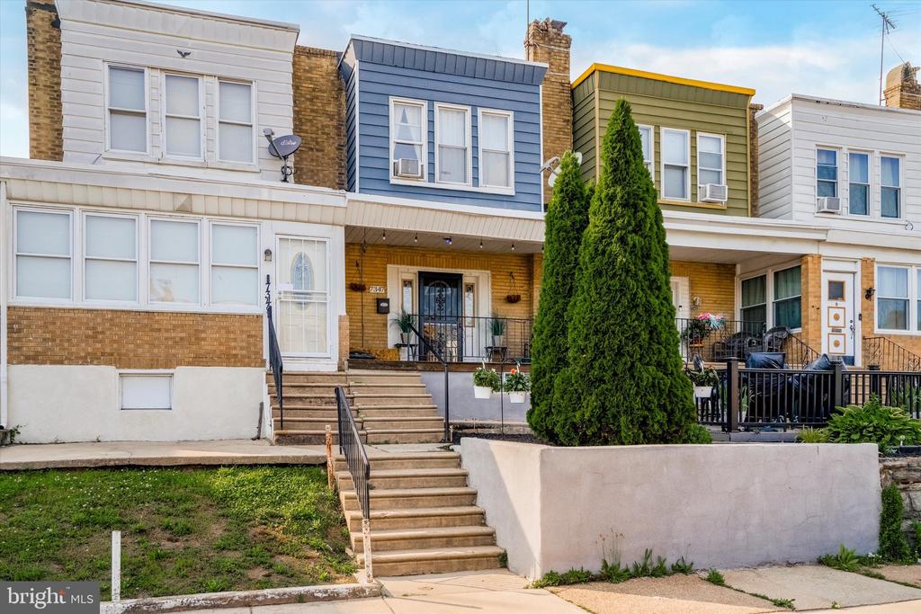 7347 Dicks Ave