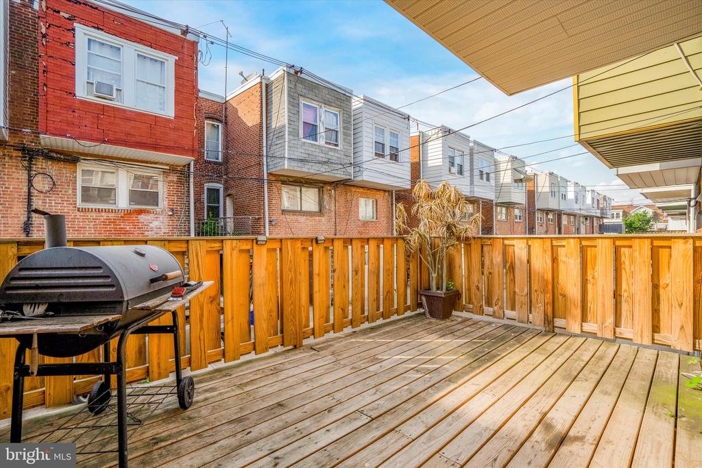 7347 Dicks Ave