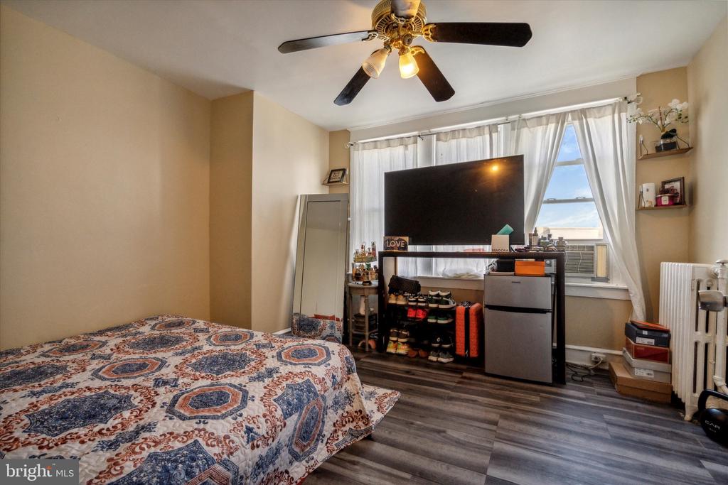 7347 Dicks Ave