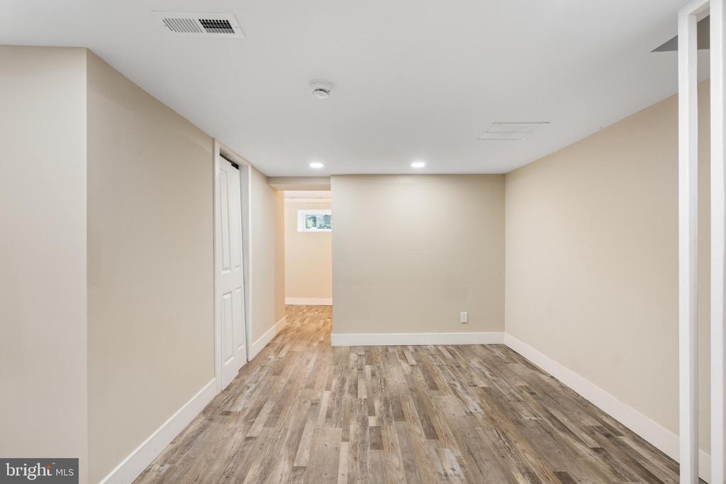 340 E Vernon Rd