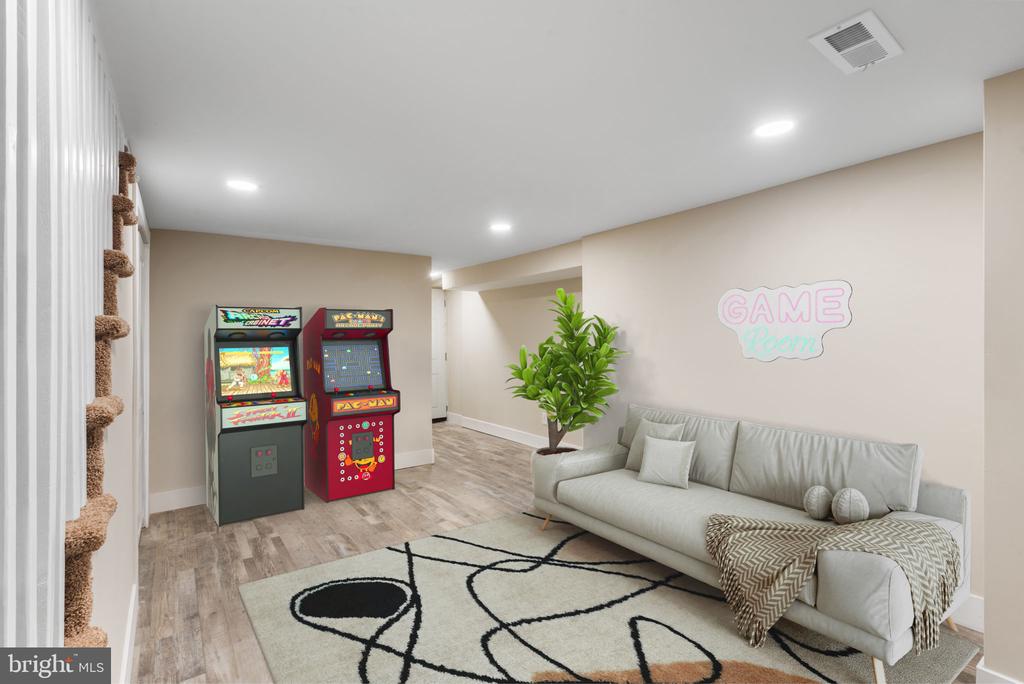 340 E Vernon Rd