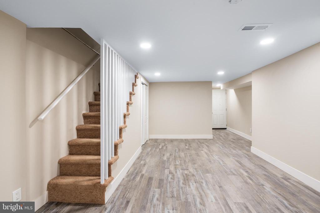 340 E Vernon Rd
