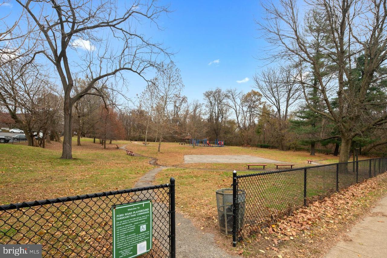2702 CRANSTON RD