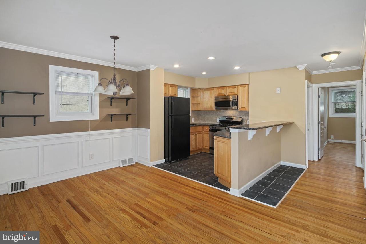 2702 CRANSTON RD