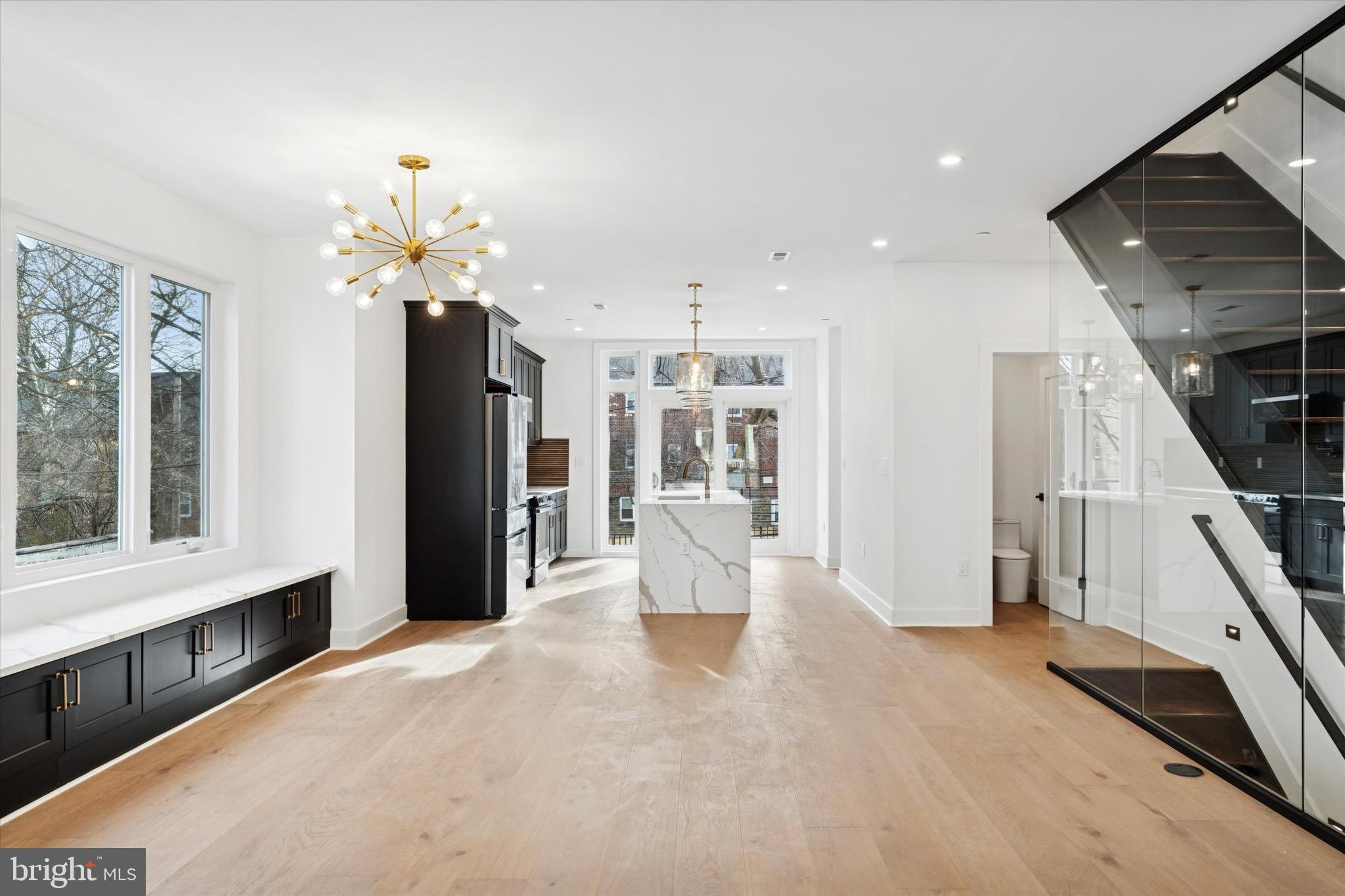 530 E BRINTON STREET