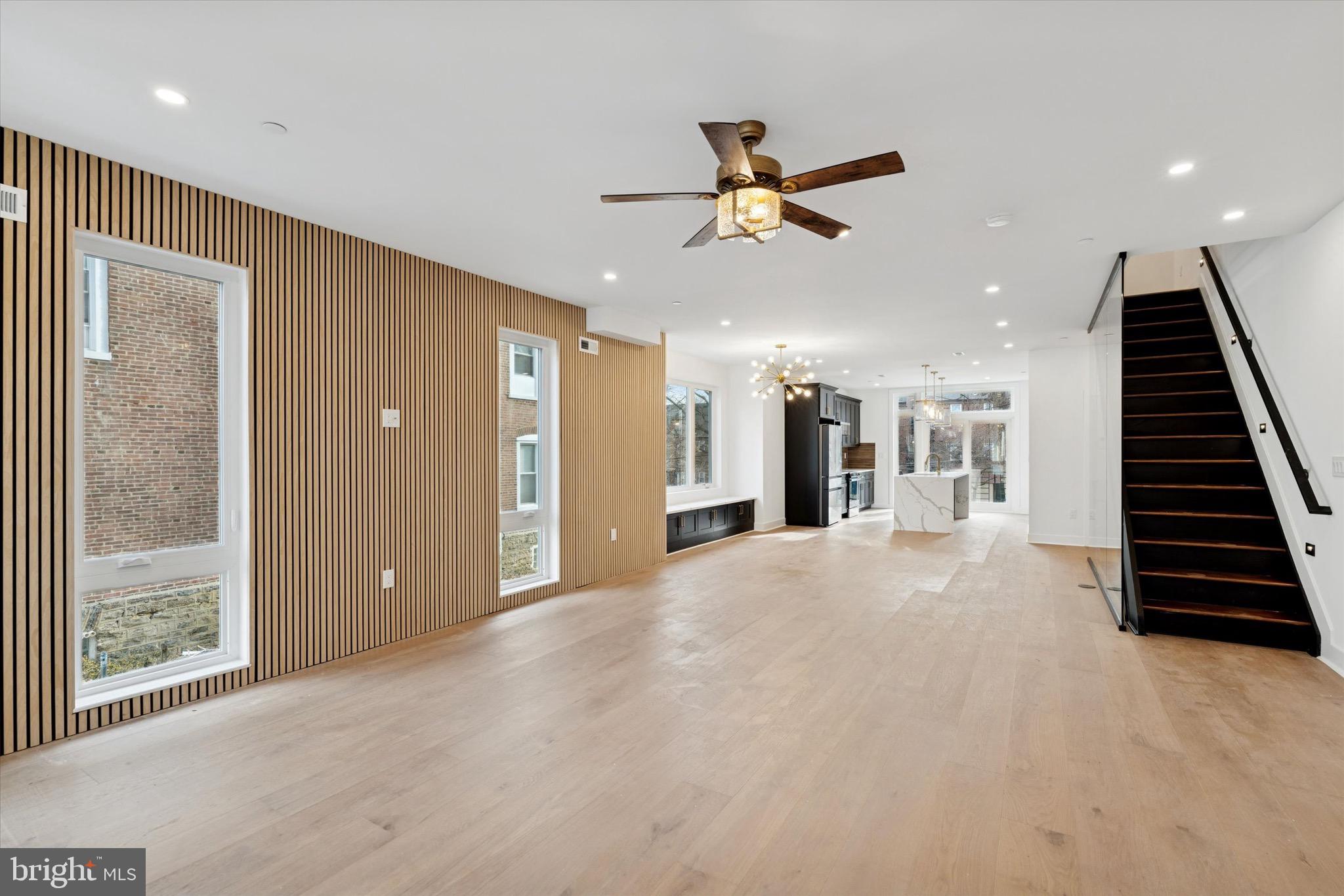 530 E BRINTON STREET