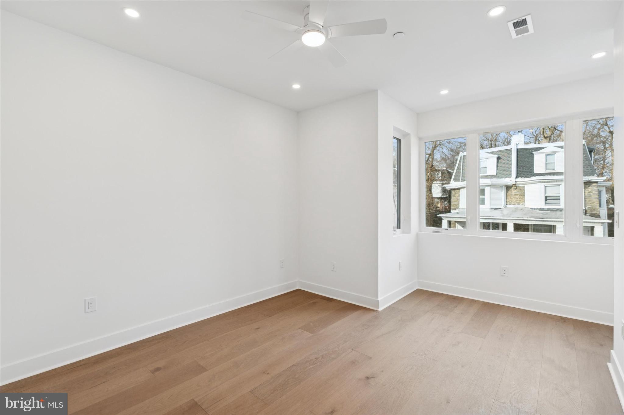 530 E BRINTON STREET