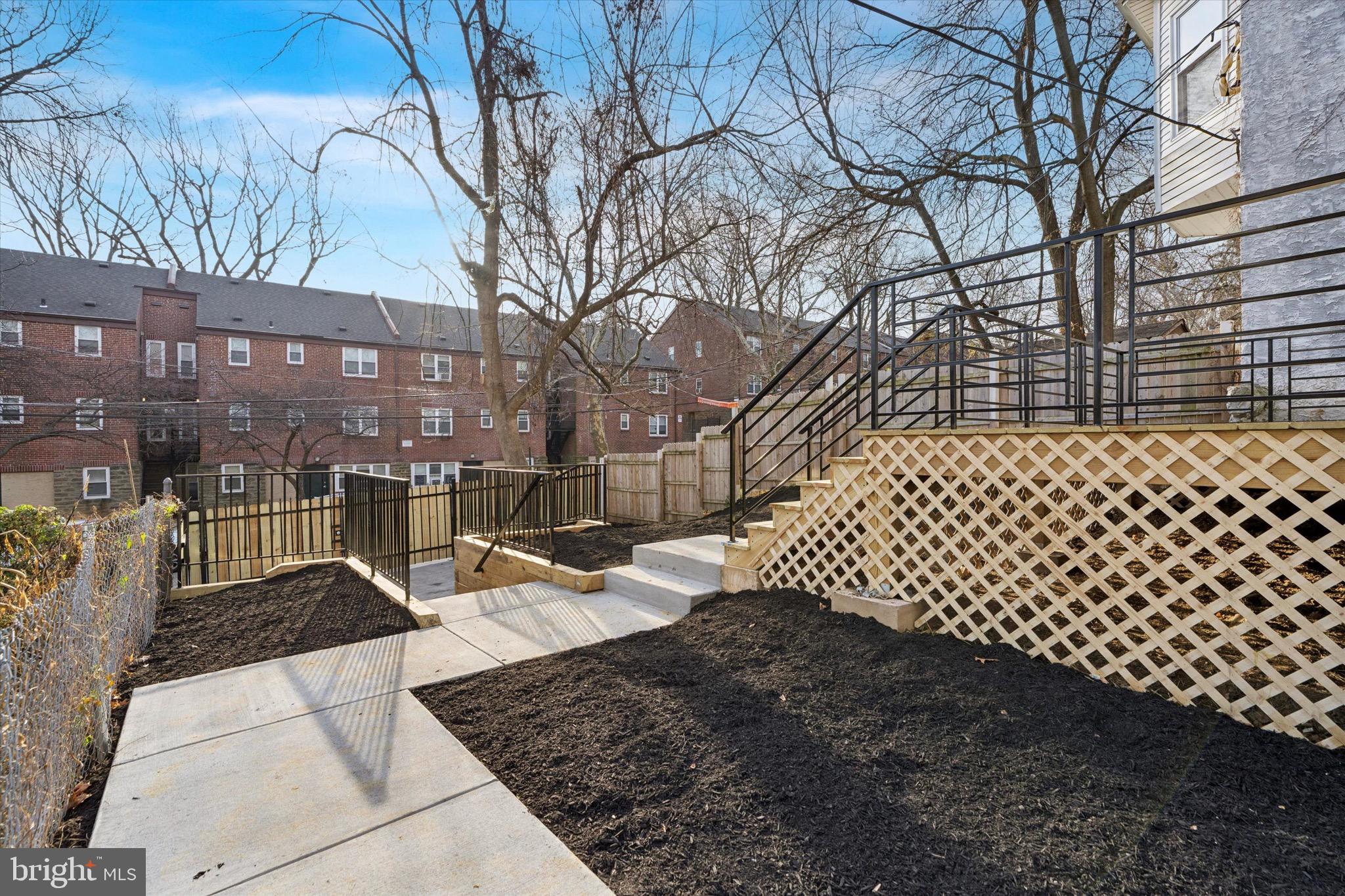 530 E BRINTON STREET