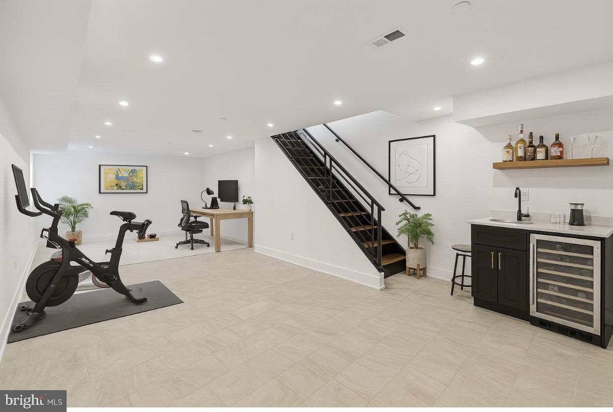 530 E BRINTON STREET