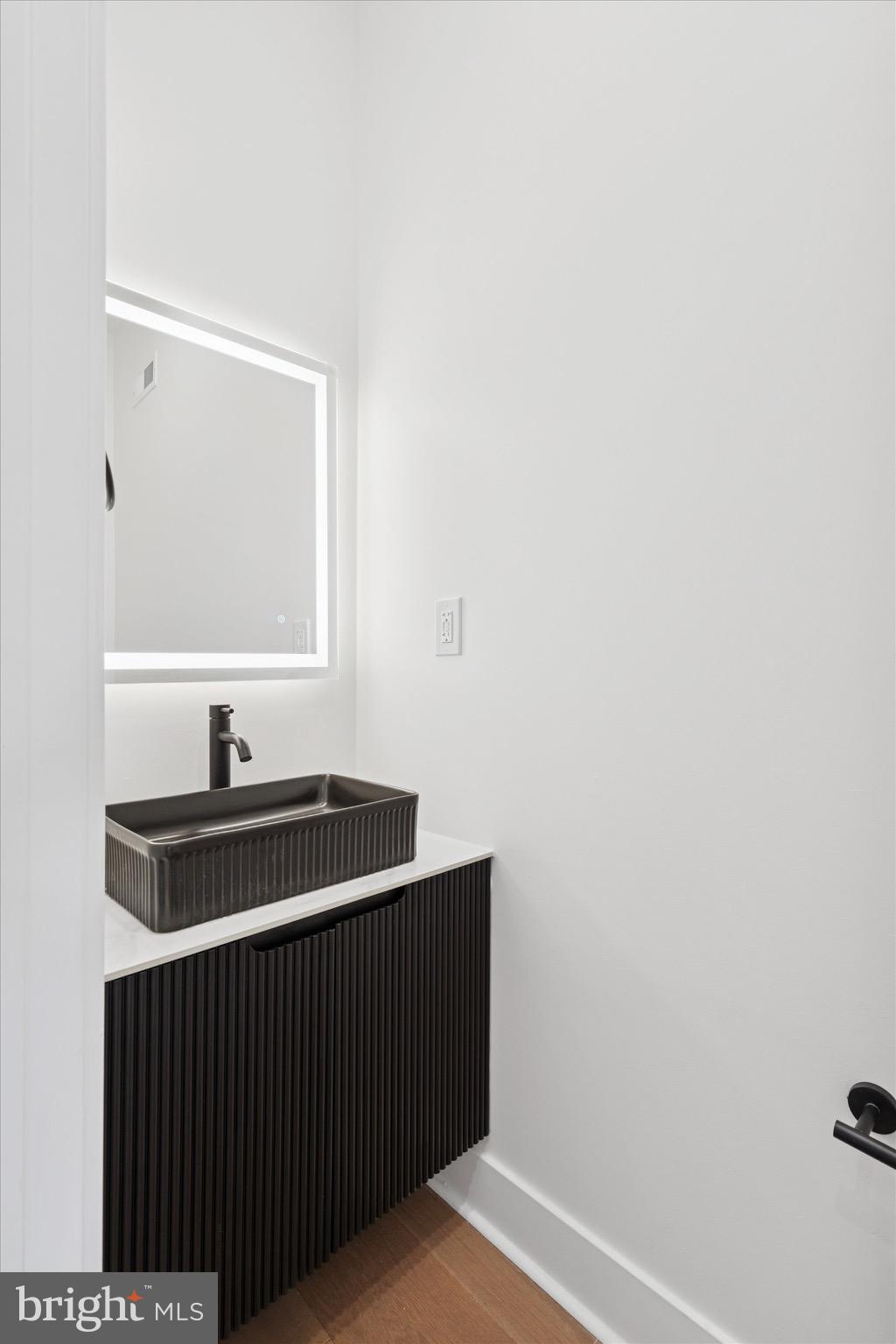 530 E BRINTON STREET