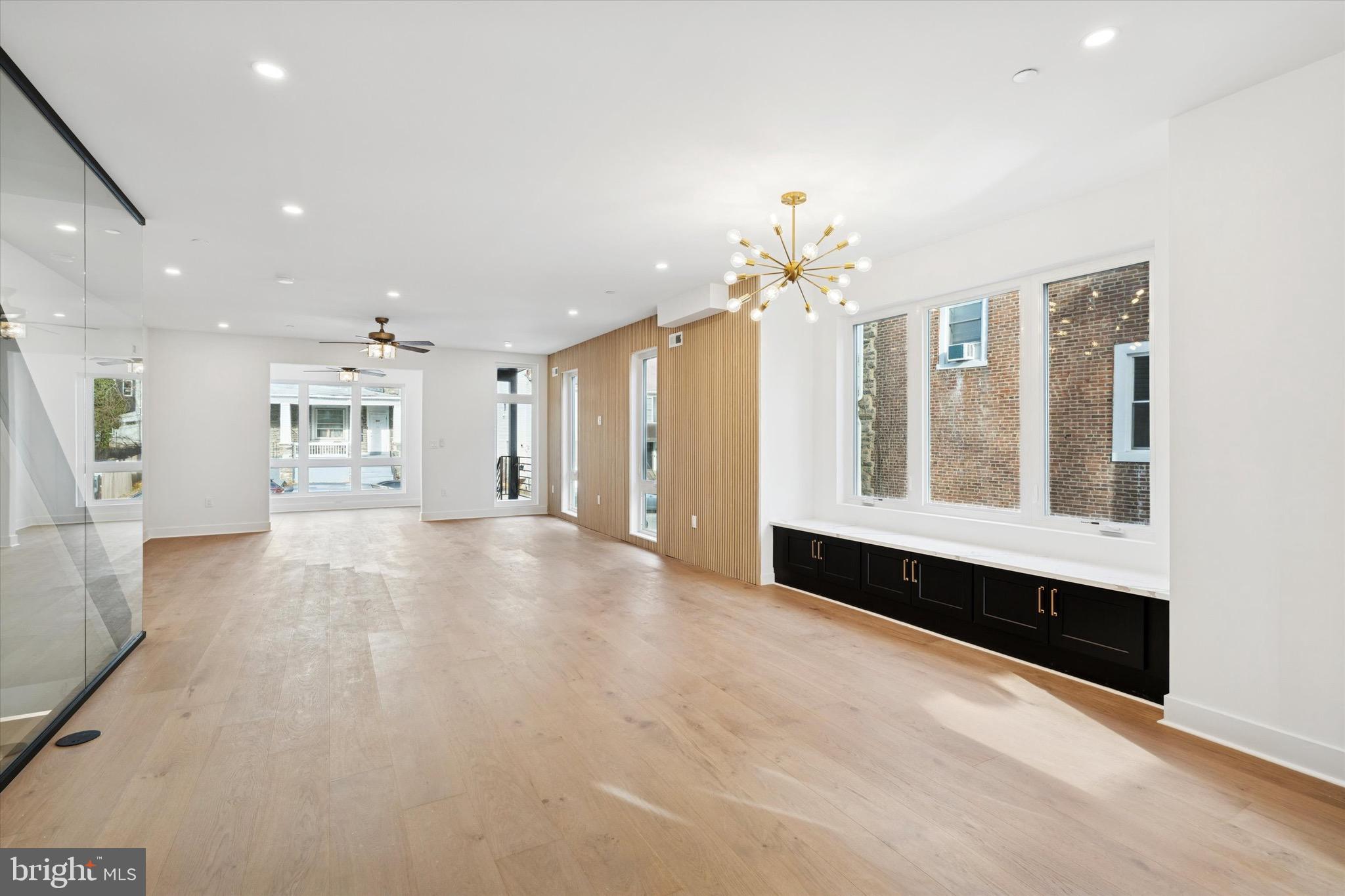 530 E BRINTON STREET