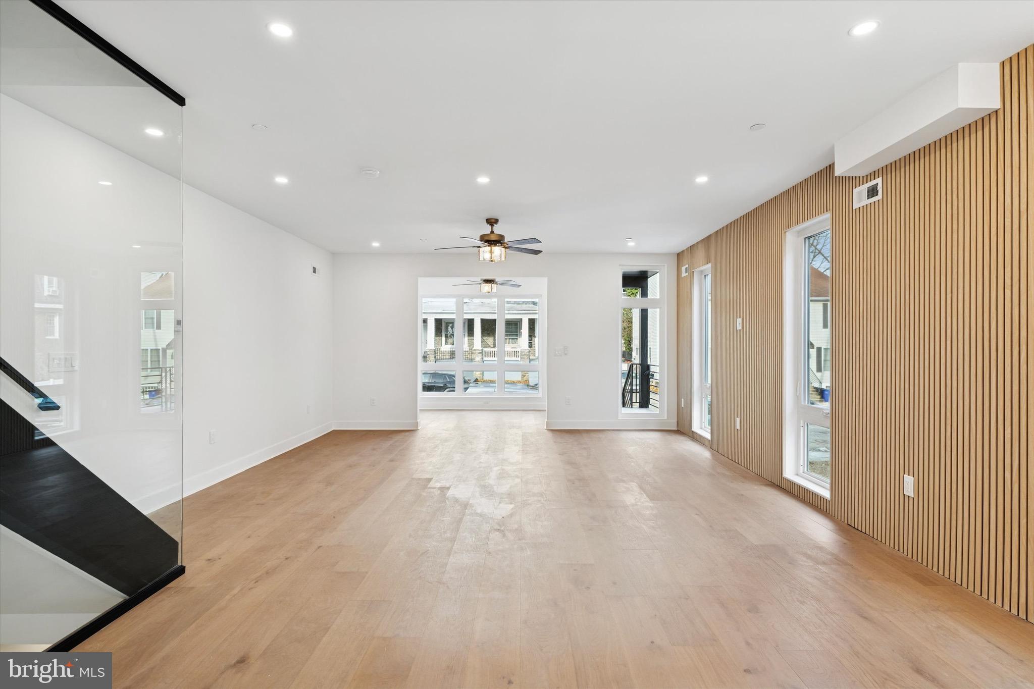 530 E BRINTON STREET