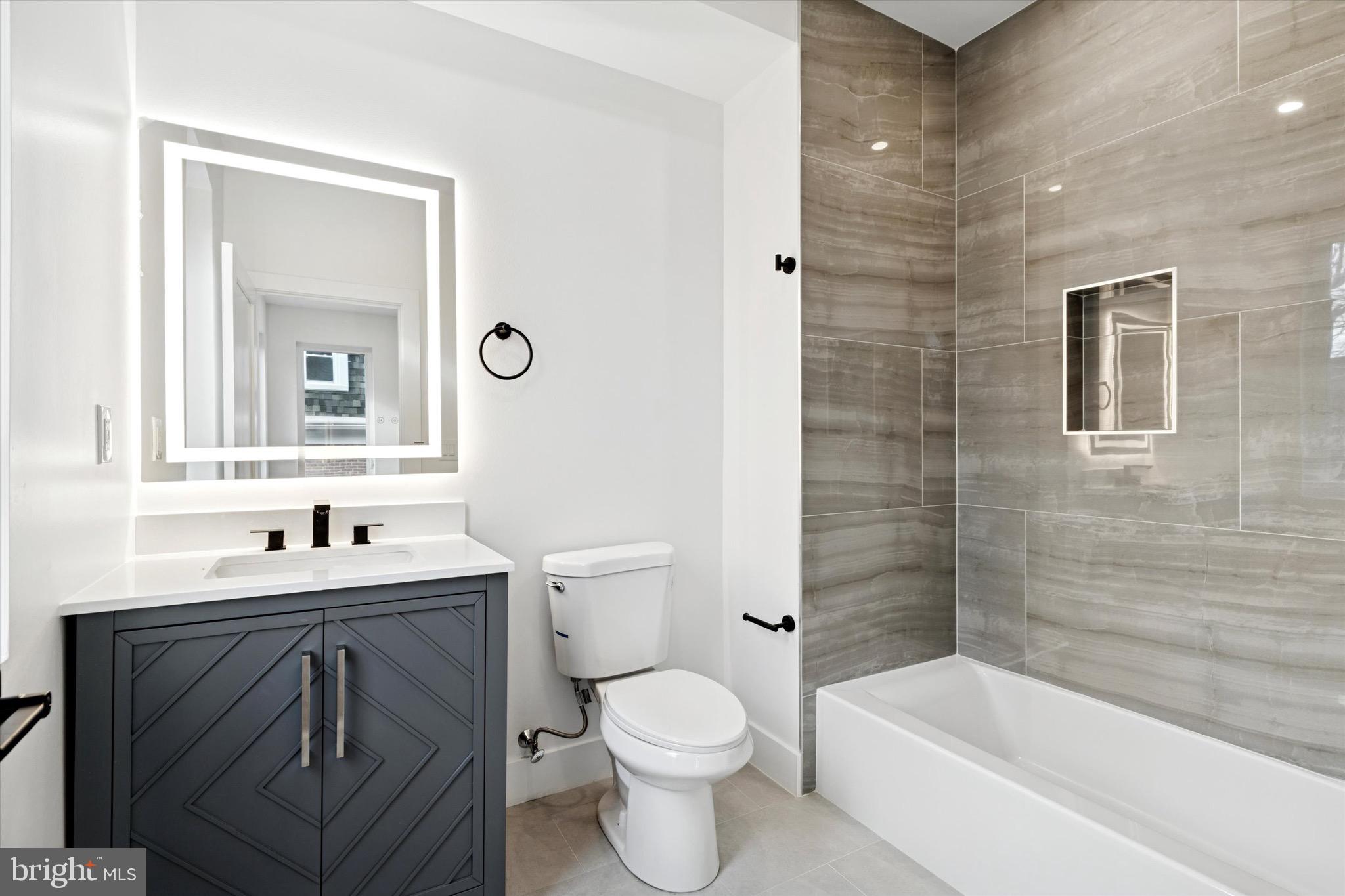 530 E BRINTON STREET