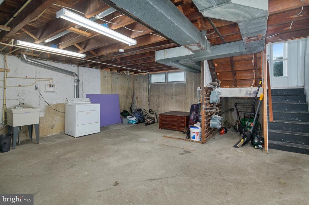2702 CRANSTON ROAD