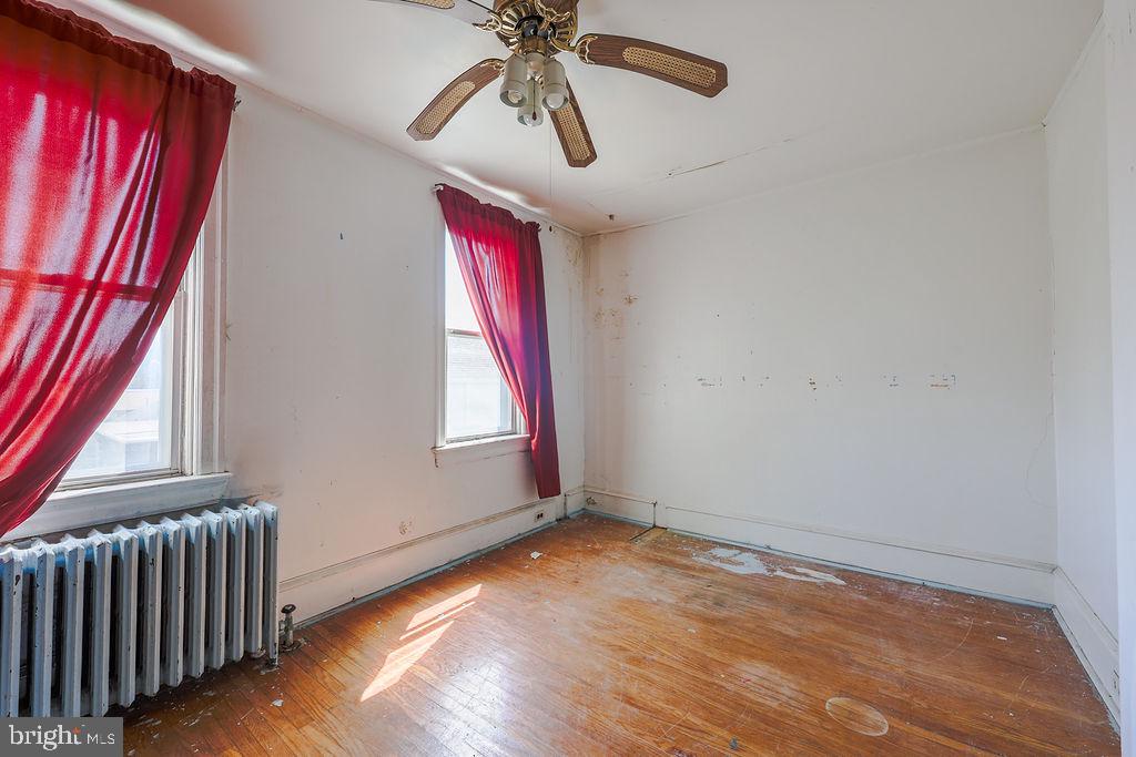 7339 WHITAKER AVENUE