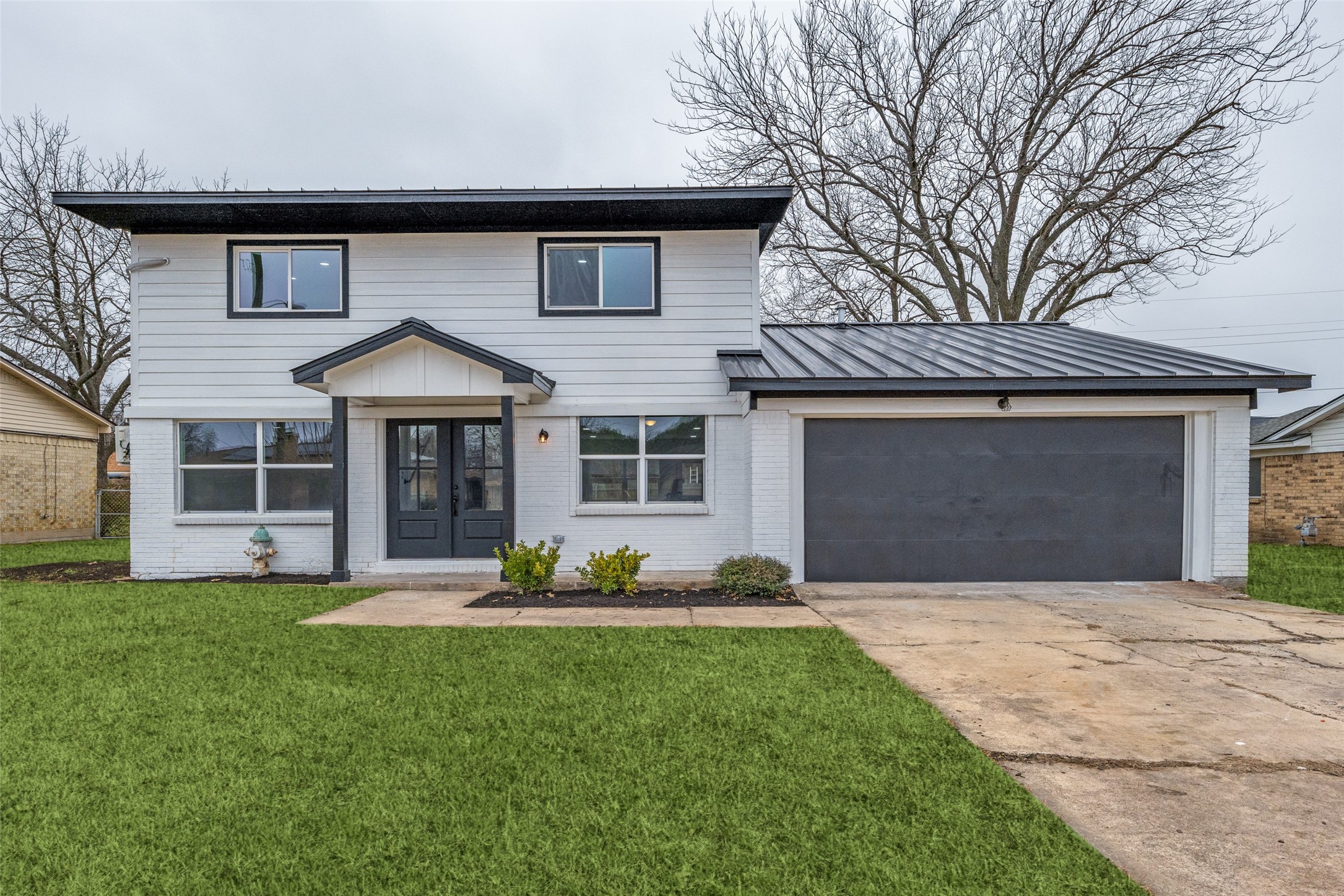 3202 N Calais Street