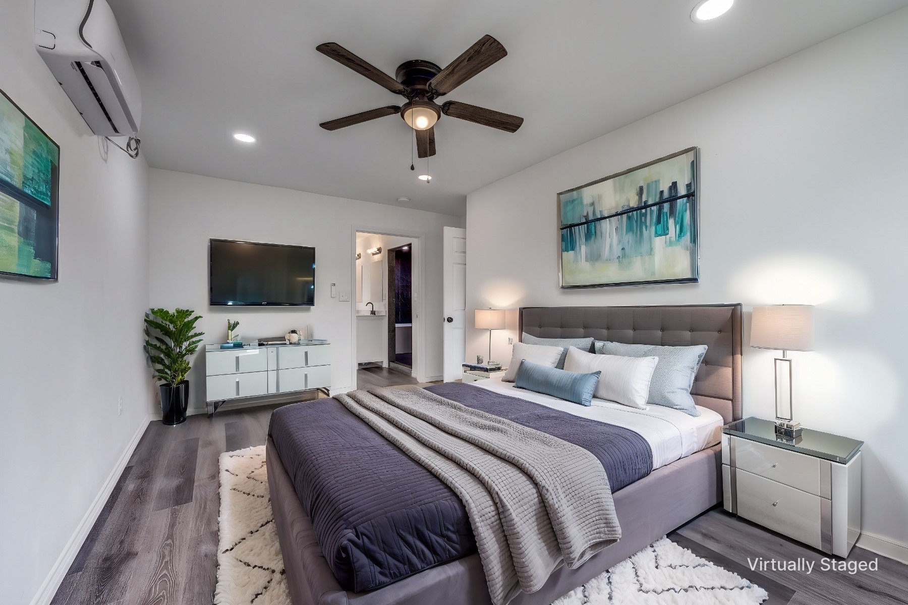 3202 N Calais Street