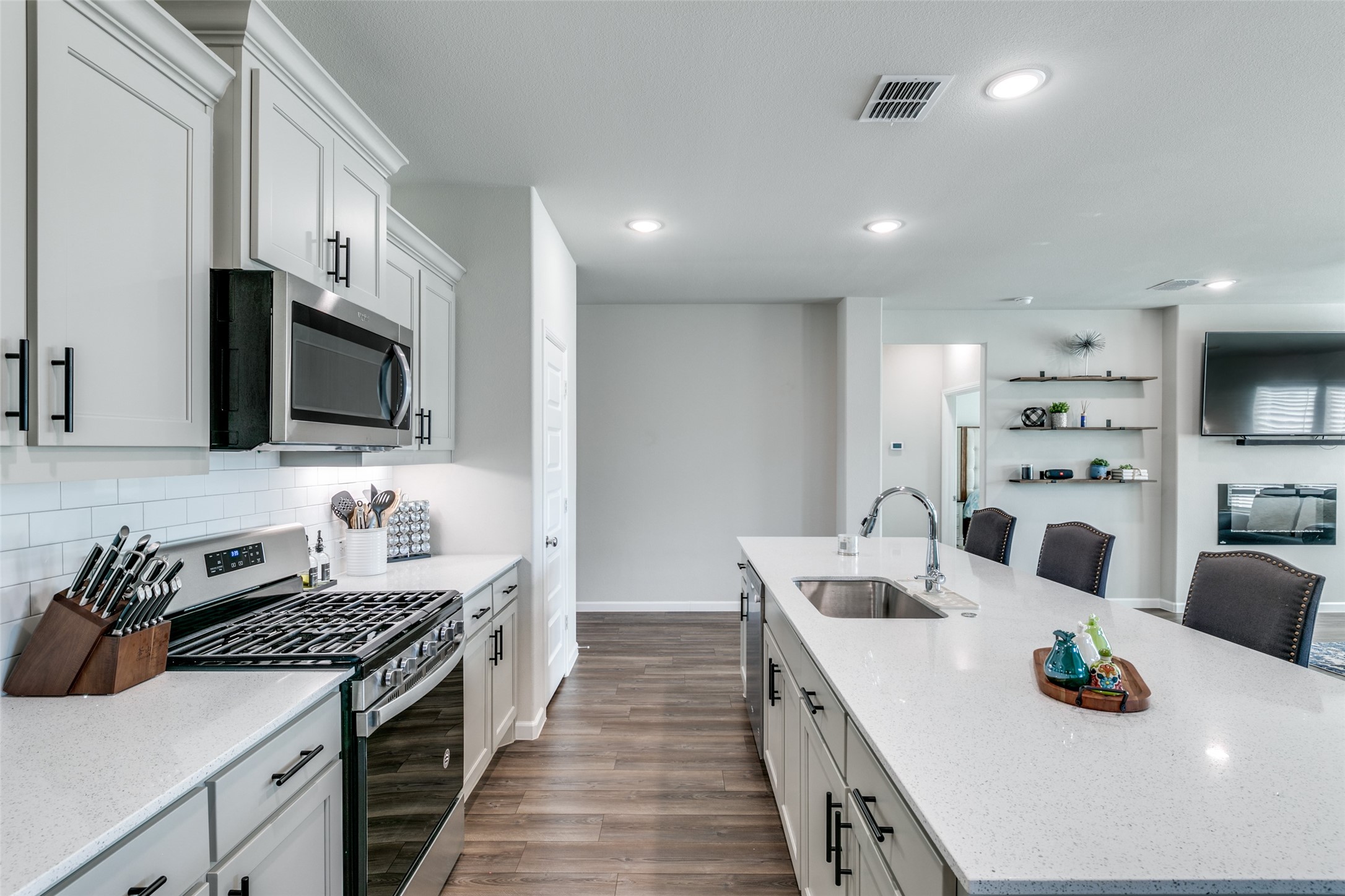 140 Chase Creek Drive