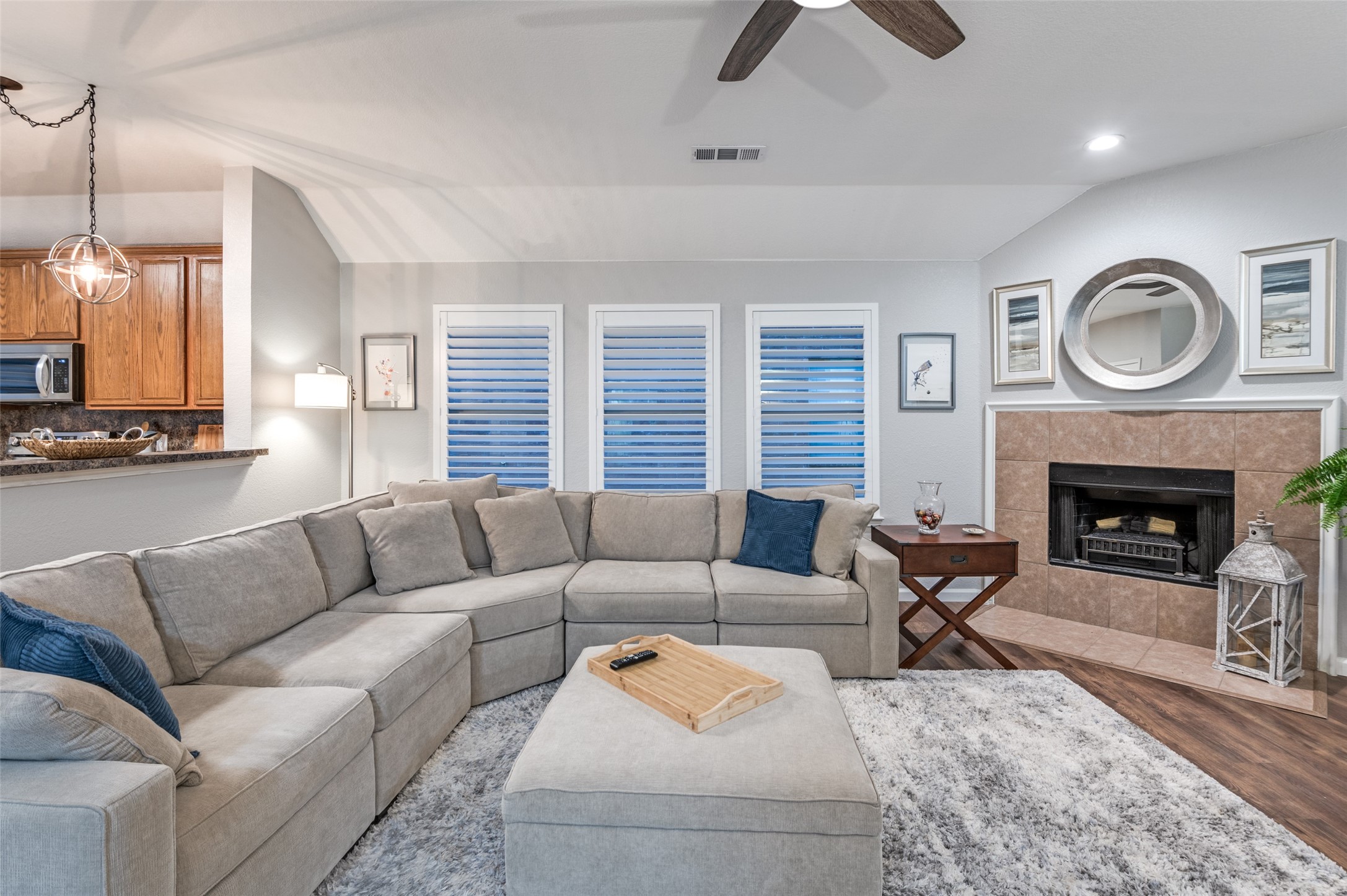 3305 Hoover Drive