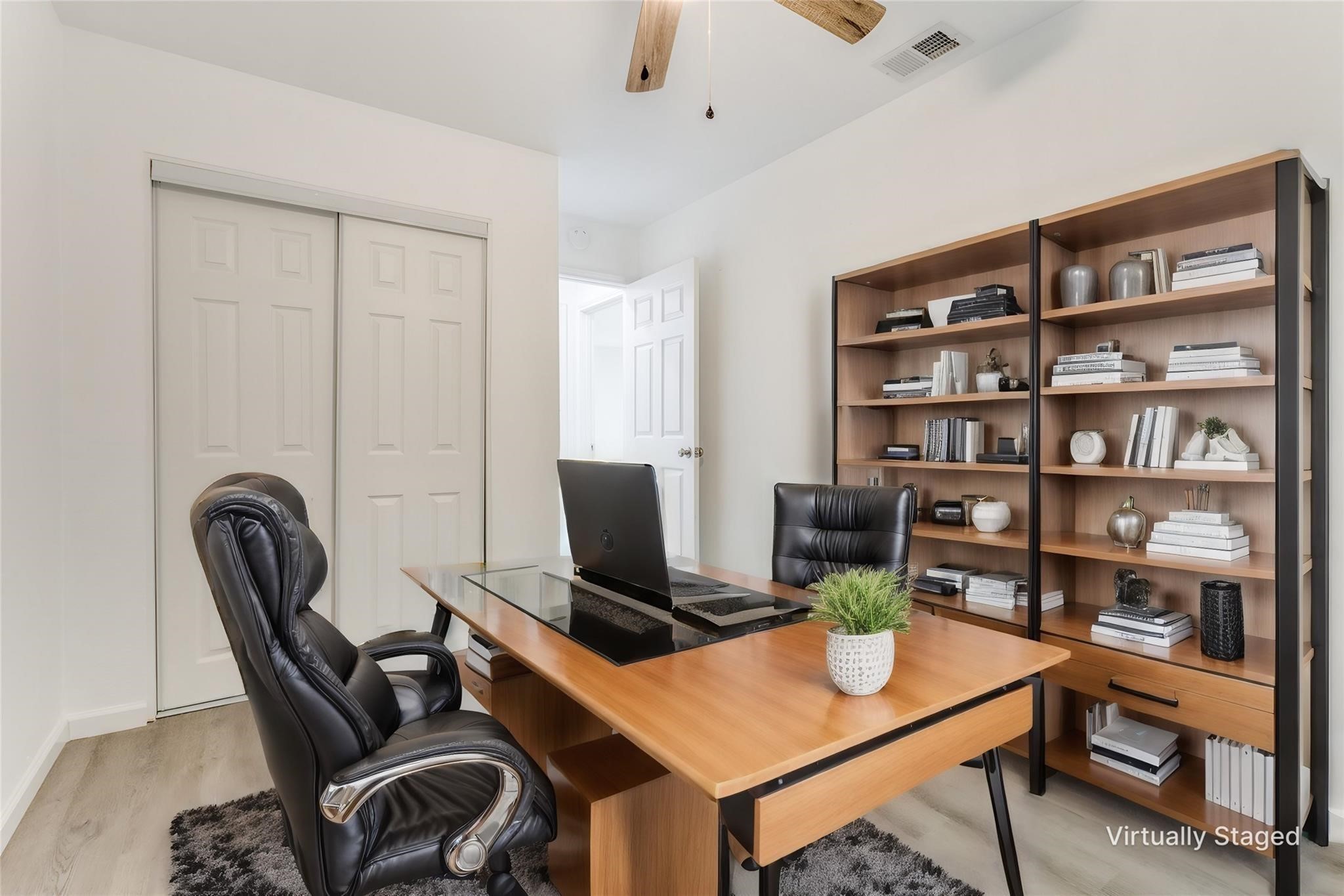 3118 N Calais Street