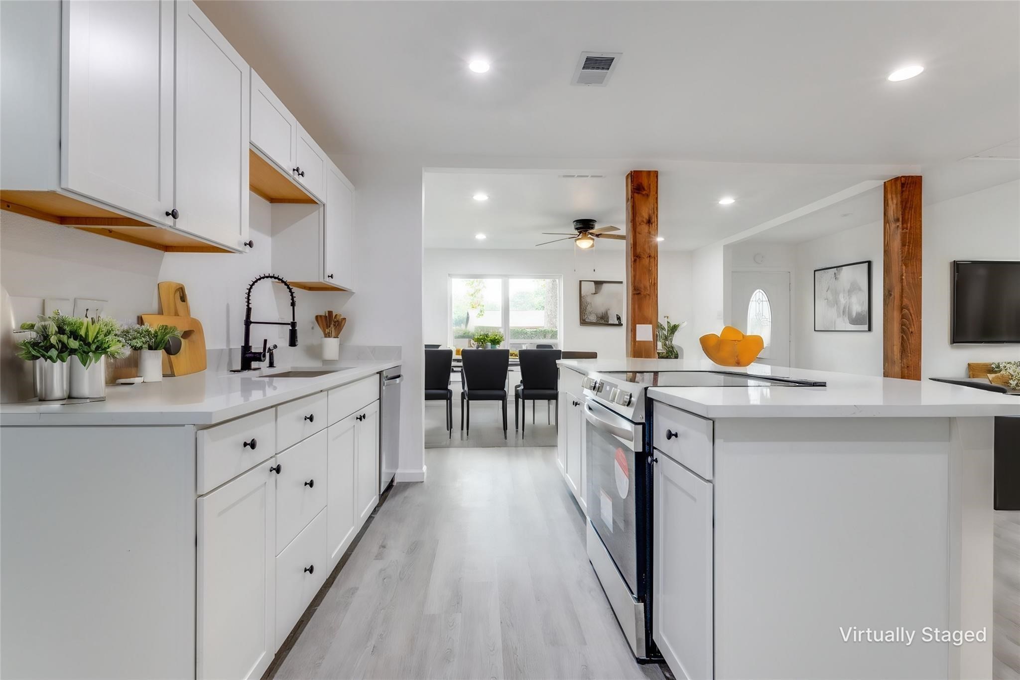 3118 N Calais Street