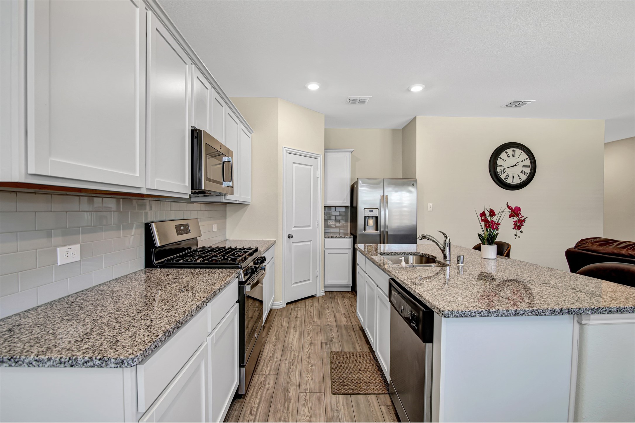 409 Hackberry Street