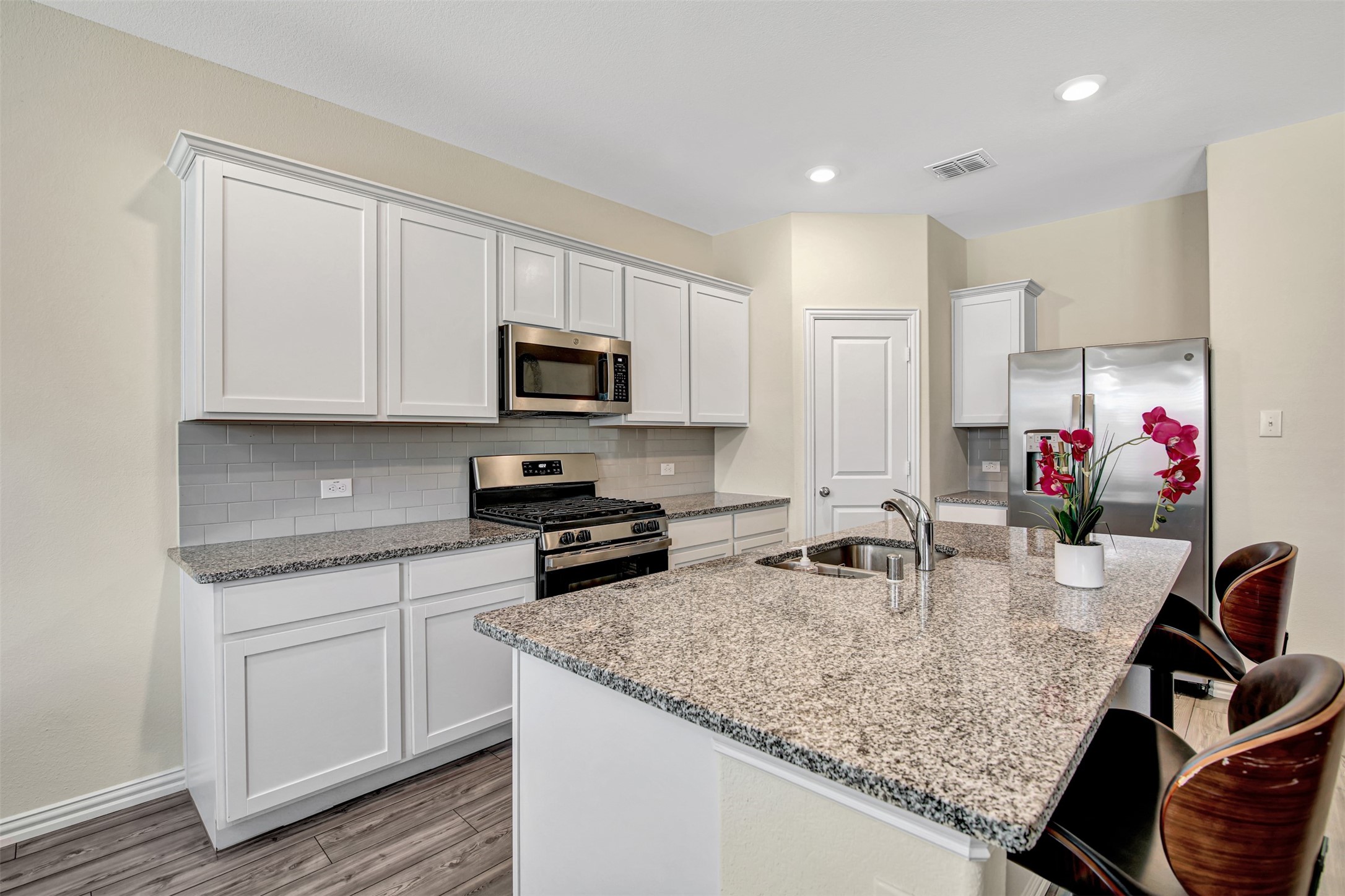 409 Hackberry Street