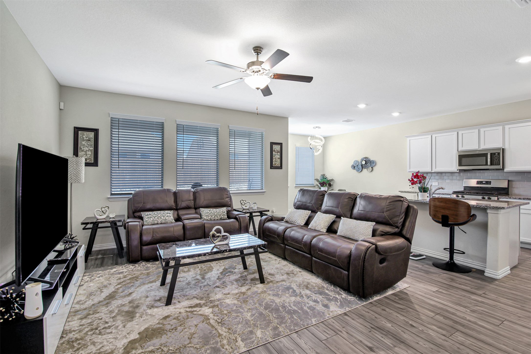 409 Hackberry Street