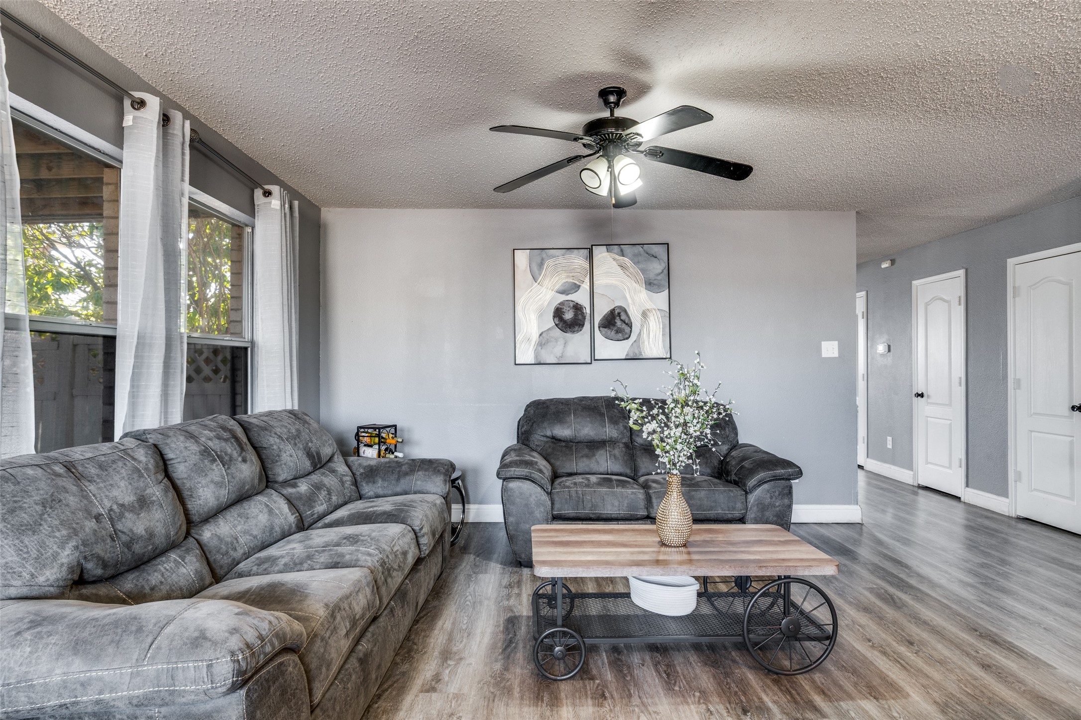 2809 Southridge Drive