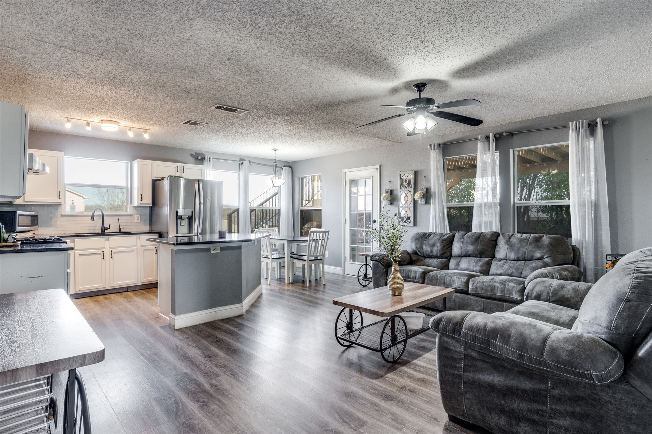 2809 Southridge Drive