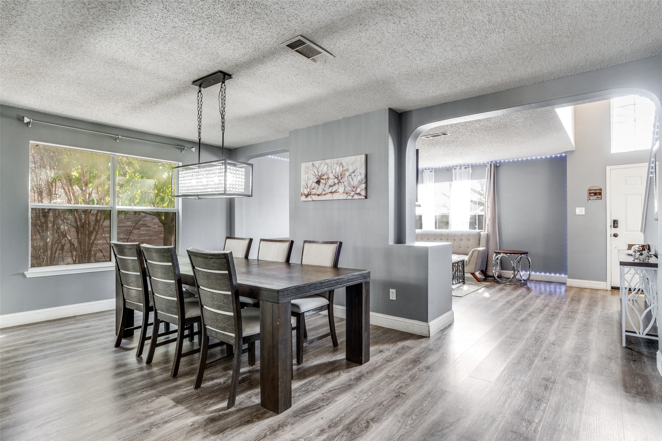 2809 Southridge Drive