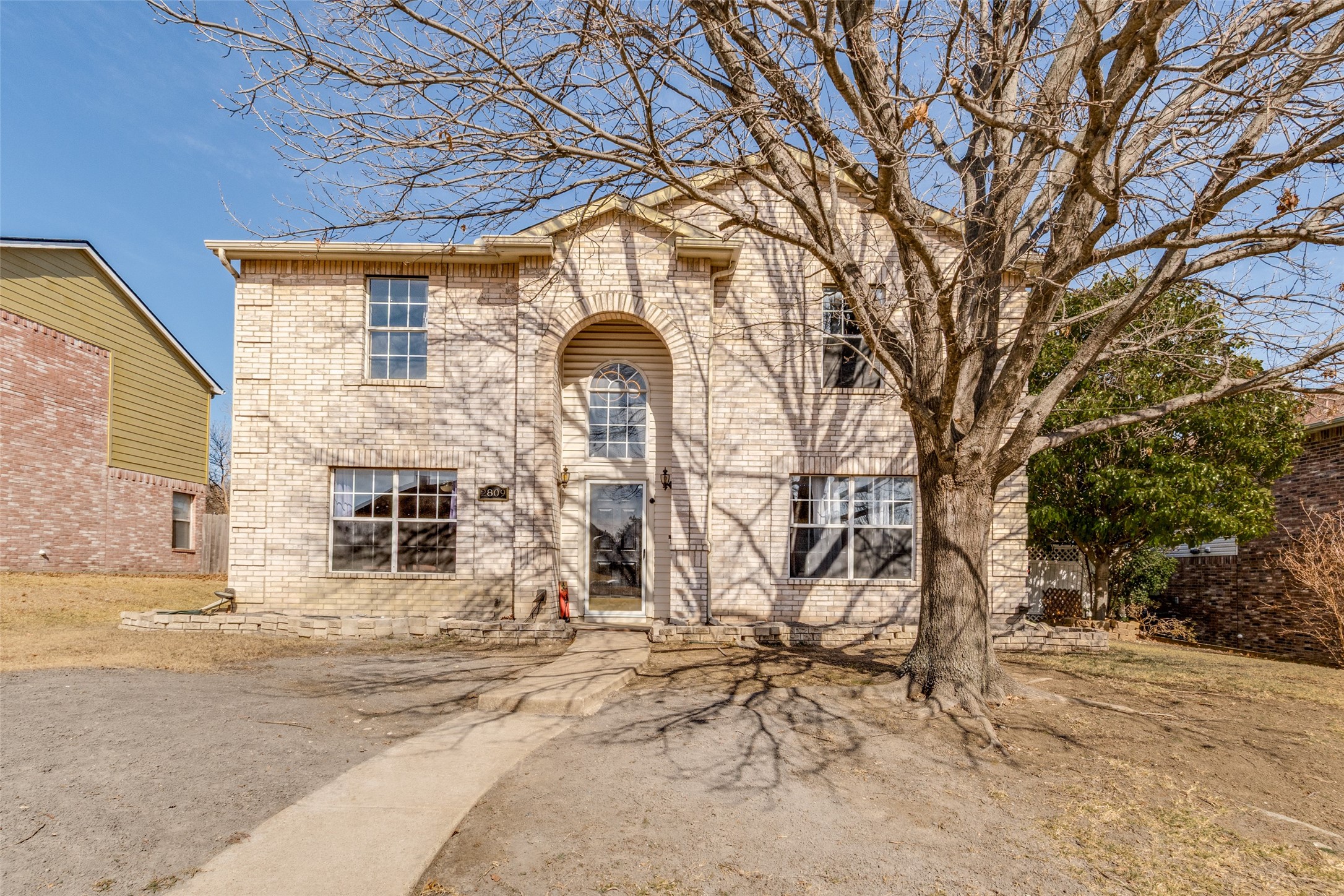 2809 Southridge Drive