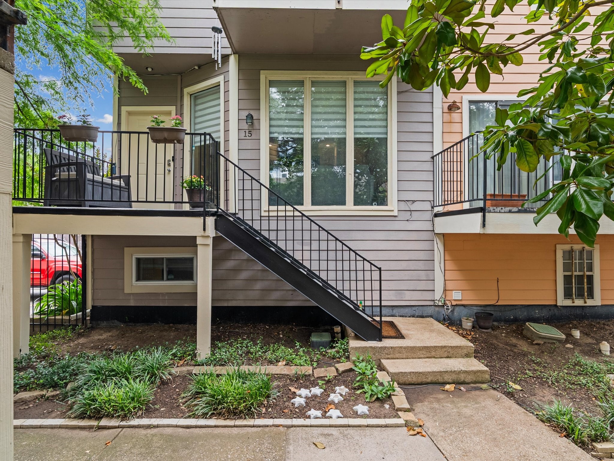 8522 Park Lane 15
