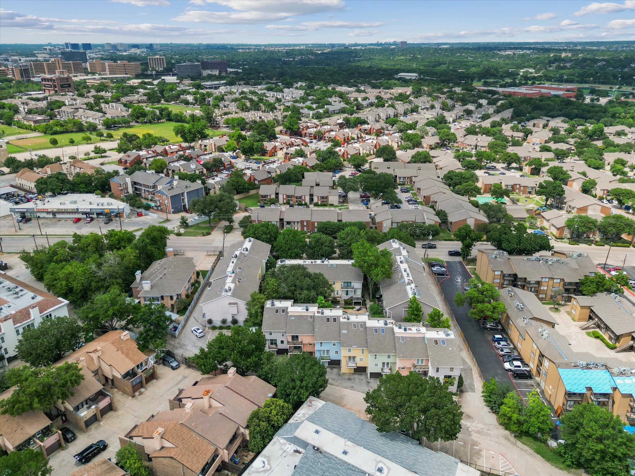 8522 Park Lane 15