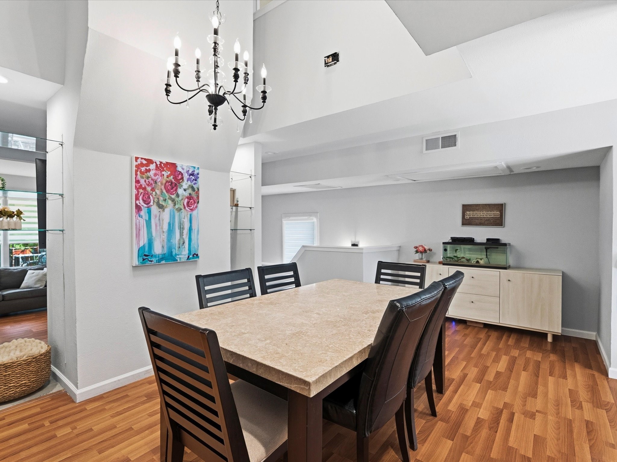 8522 Park Lane 15