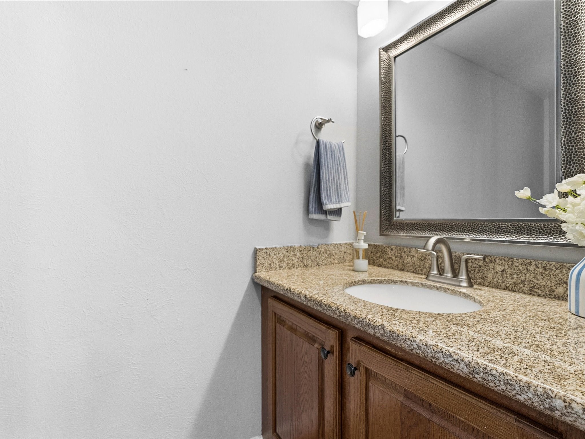 8522 Park Lane 15